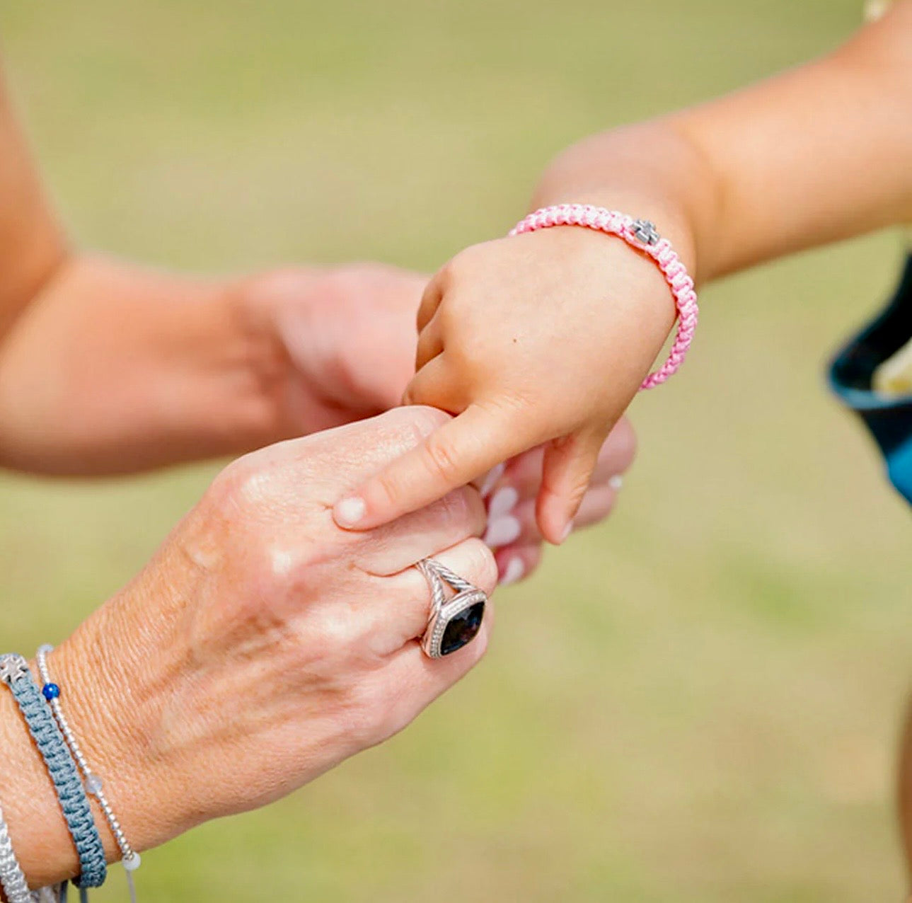 Wonderfully Made Blessed Kid’s Bracelet (Rainbow)