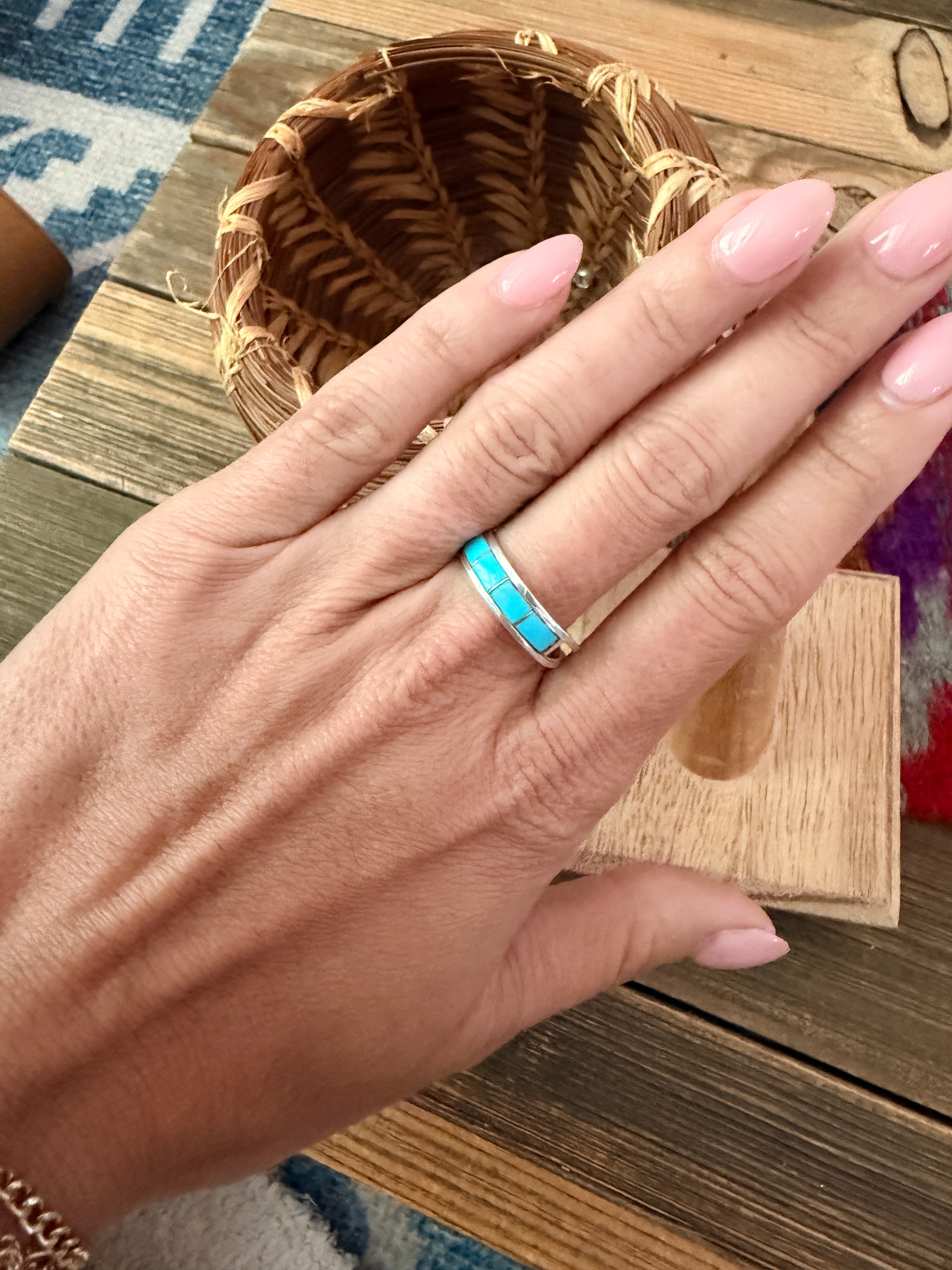Old Pawn Handcrafted Turquoise & Sterling Silver Inlay Band Ring Size 8.25