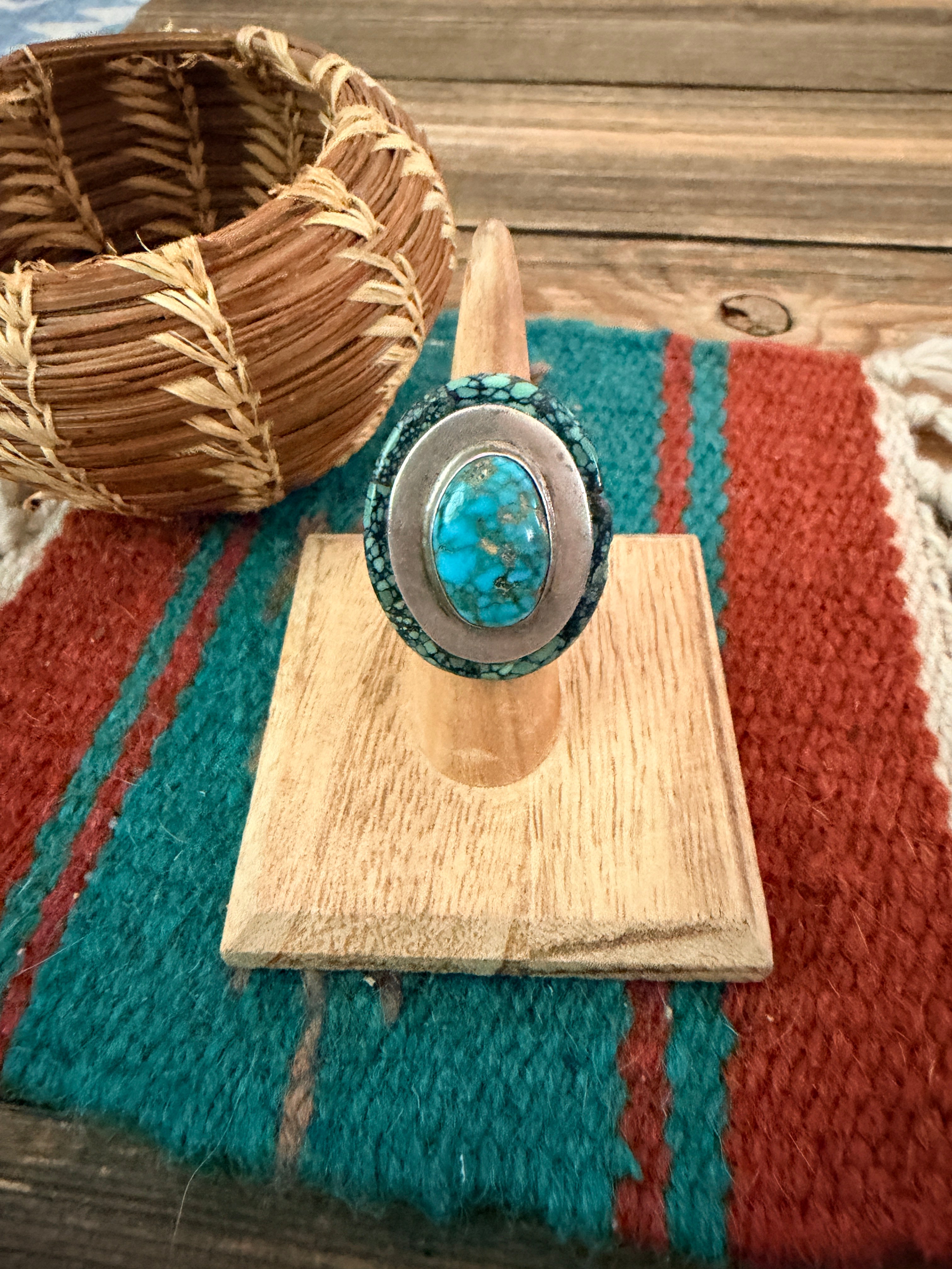 Old Pawn Handcrafted Turquoise & Sterling Silver Ring Size 5.25