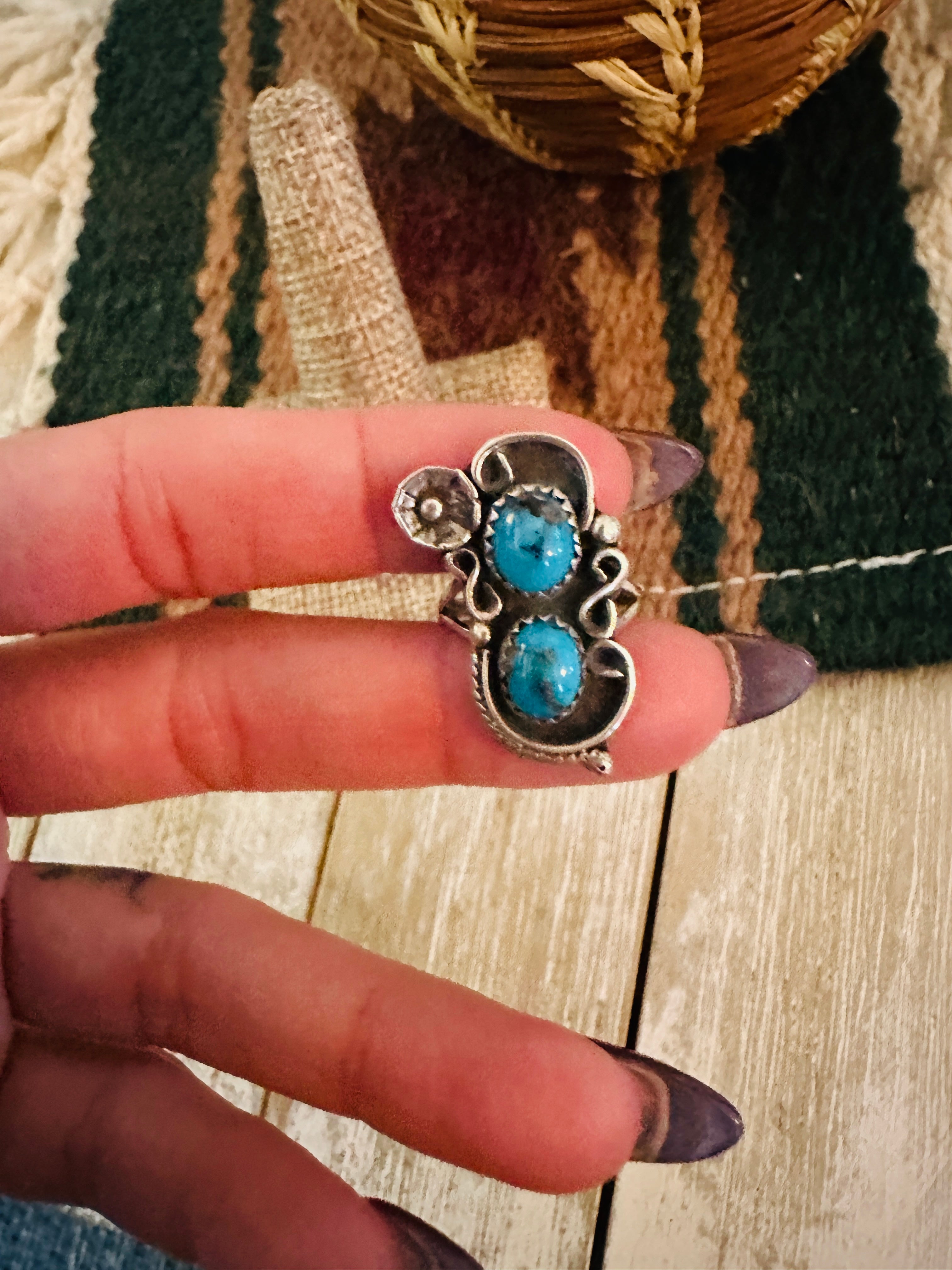 Old Pawn Handcrafted Turquoise & Sterling Silver Ring Size 5.5