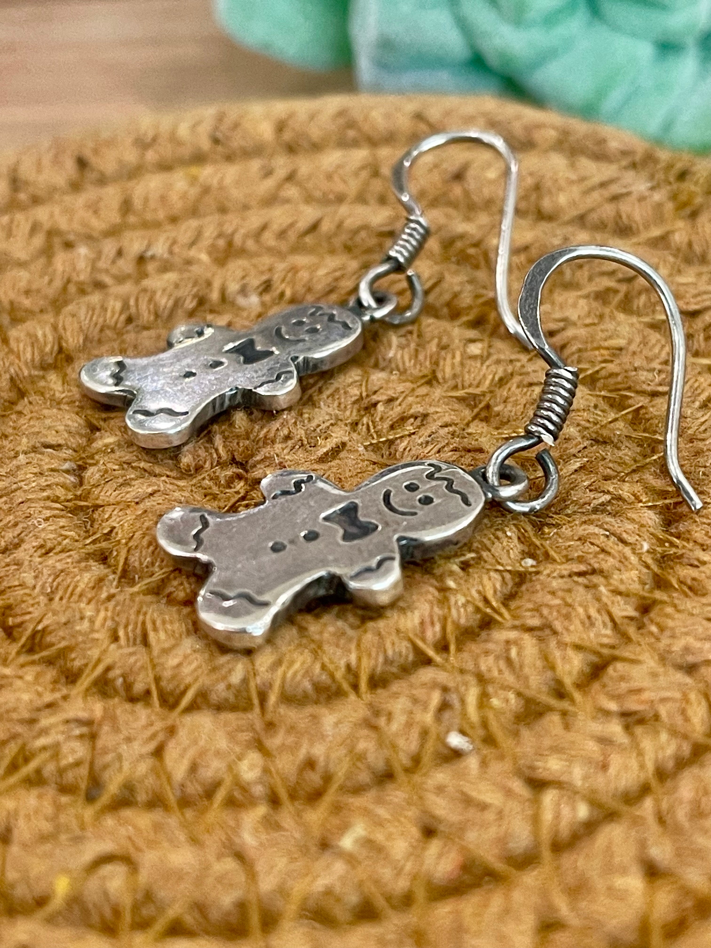 The Bijoux Vault Vintage Silver Gingerbread Man Earrings & Pendant set