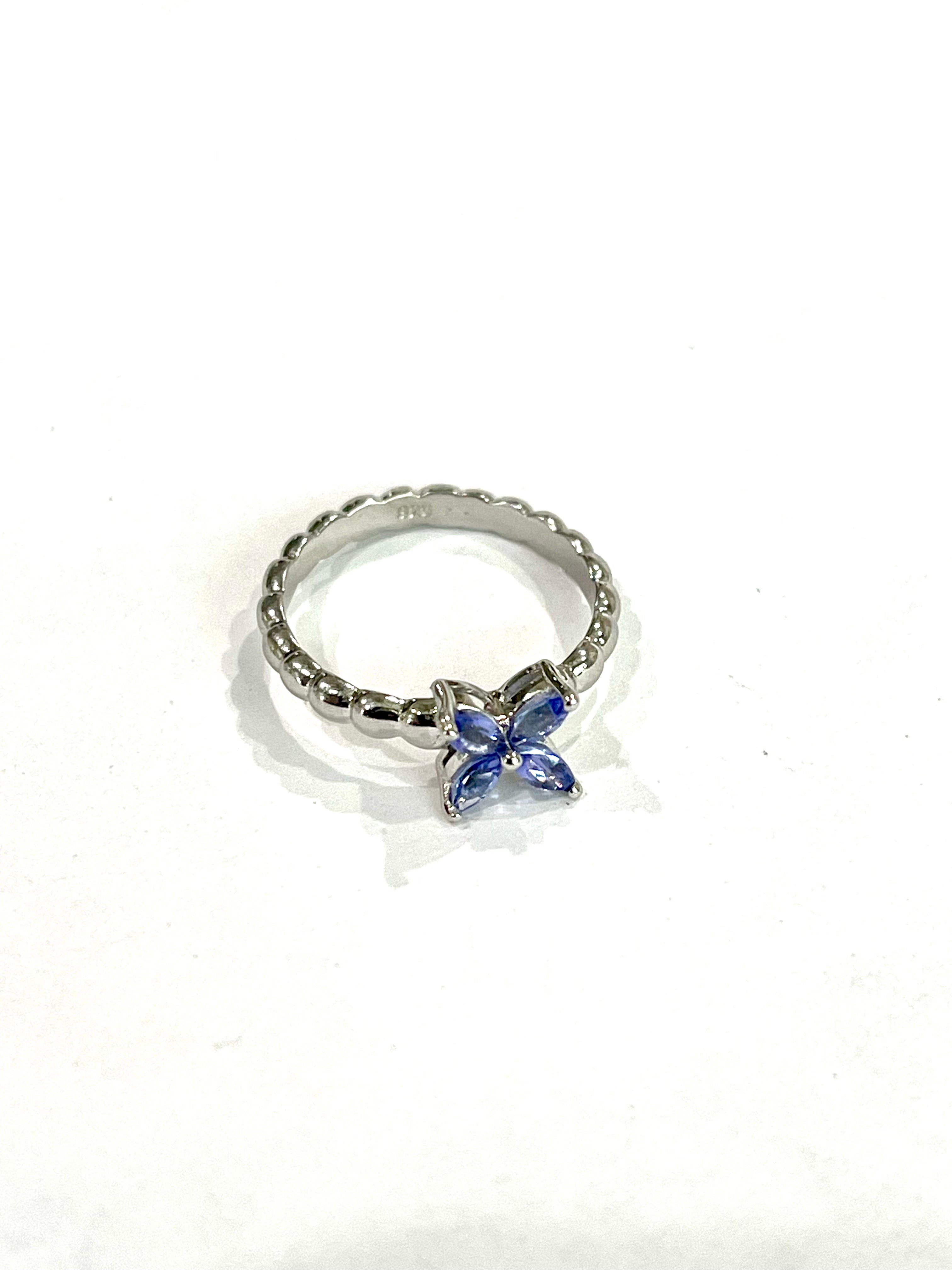 The Bijoux Vault Vintage Flower Ring Sz 5.5
