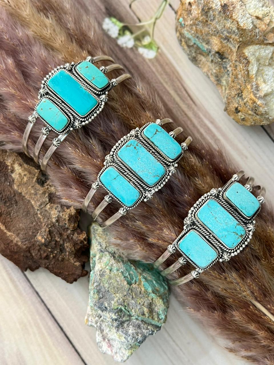 Handmade Sterling Silver Green Kingman Turquoise Collection: Cuff Bracelet Signed Nizhoni