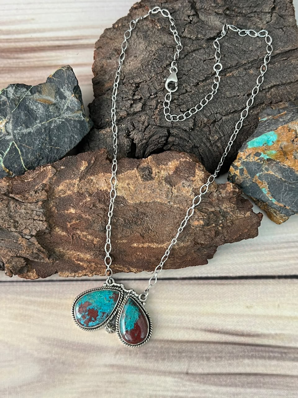 Handmade Sterling Silver Gem Silica Collection: Necklace Signed Nizhoni