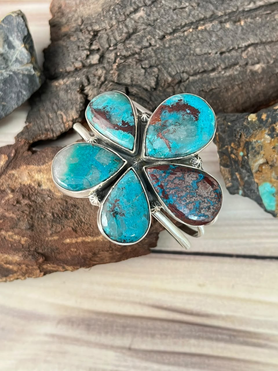 Handmade Sterling Silver Gem Silica Collection: Cuff Bracelet Signed Nizhoni