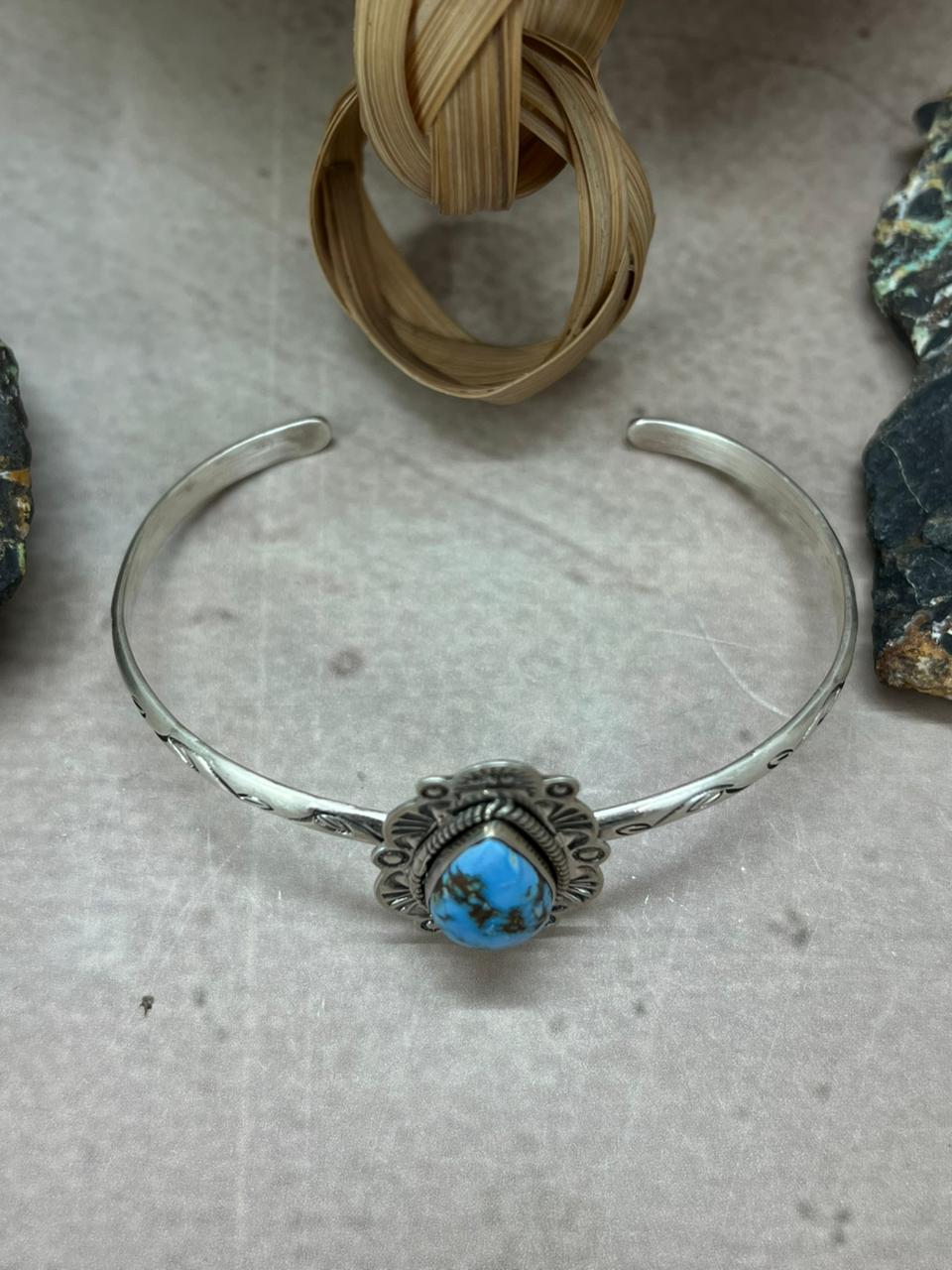 Handmade Sterling Silver Golden Hills with White Collection Bracelet "Signed Nizhoni"