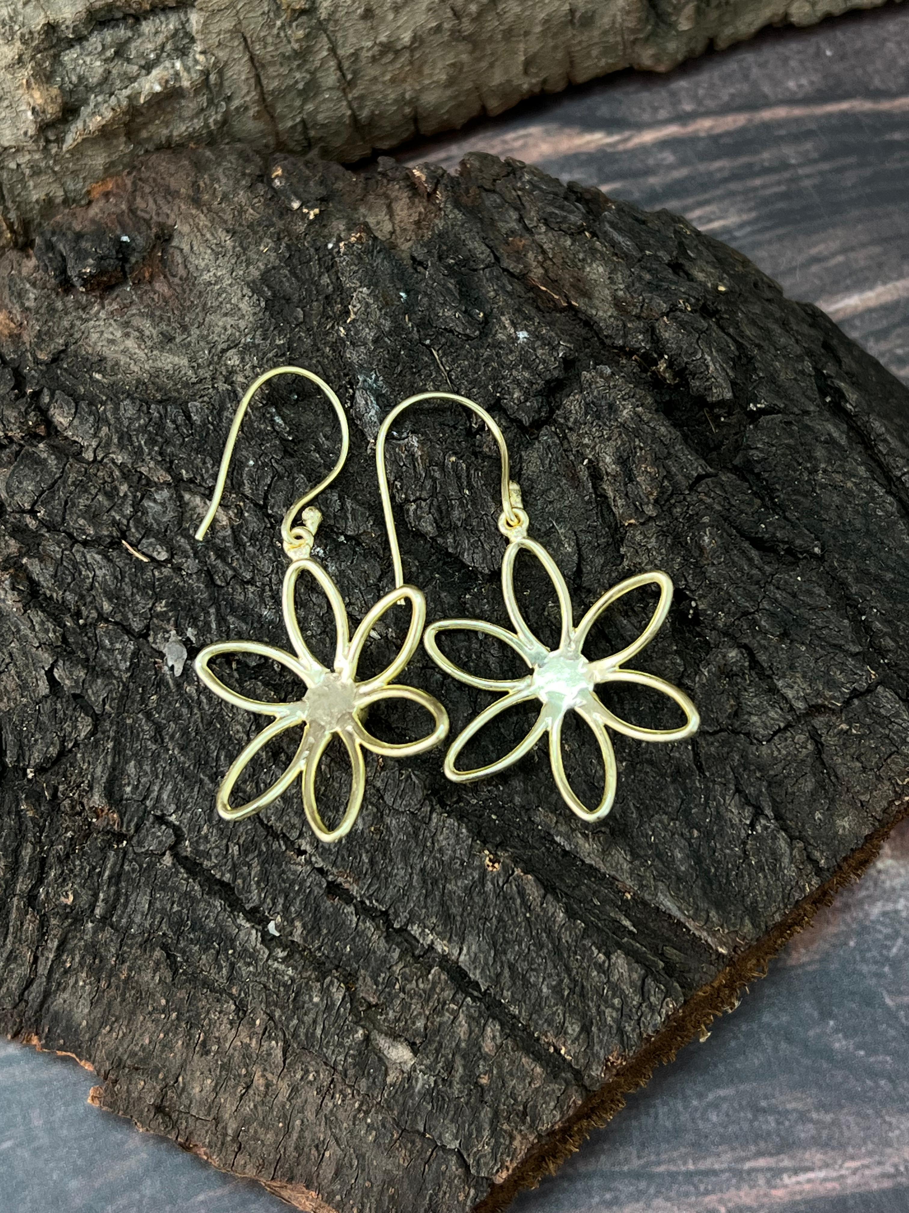 “The Golden Collection” Handmade Natural Dahlia Rose Daisy Flower Hook Earrings