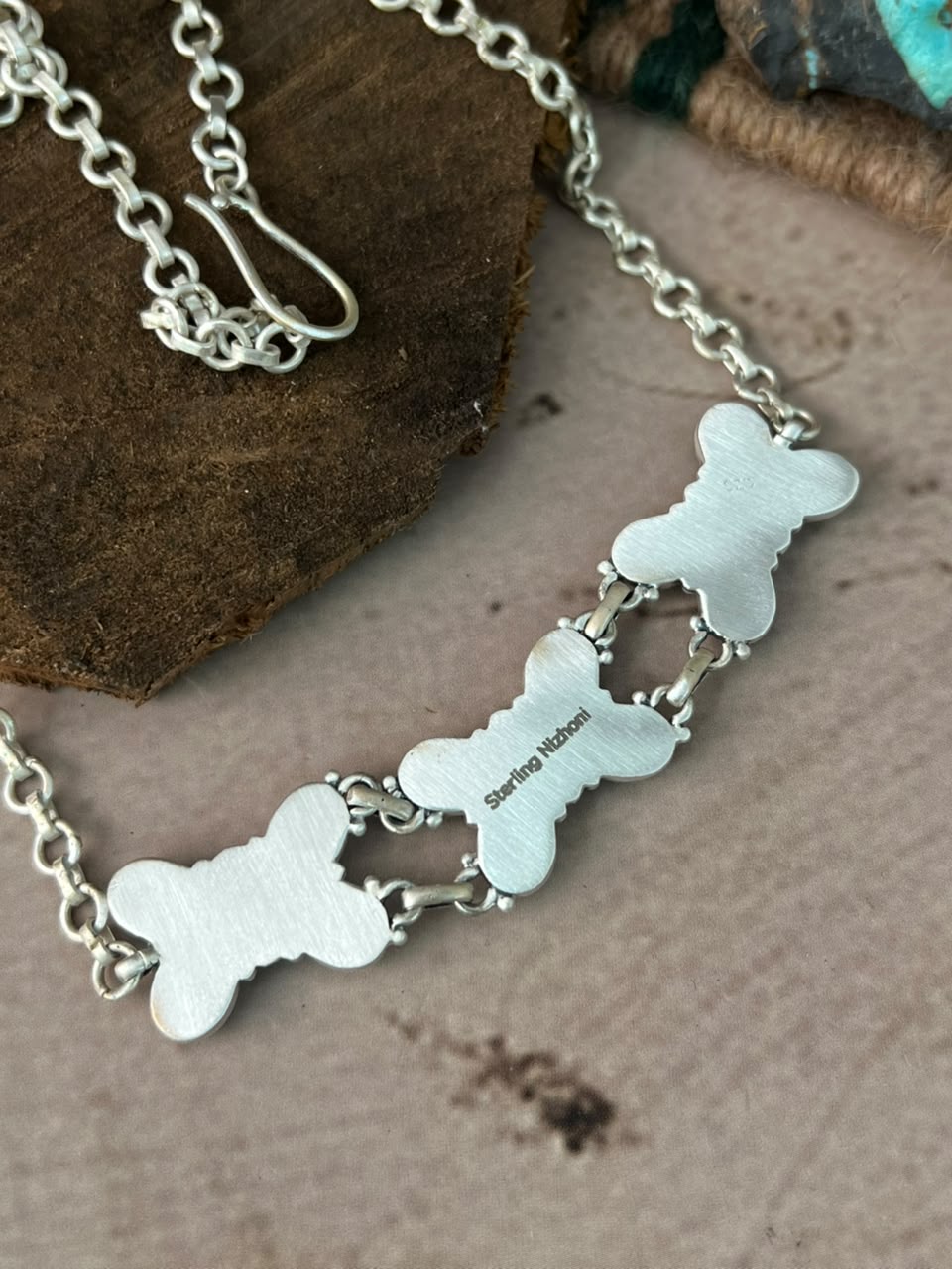 Handmade Sterling Silver White Buffalo Choker Necklace Signed Nizhoni