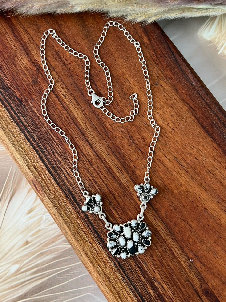 Handmade Sterling Silver White Buffalo Necklace Signed Nizhoni