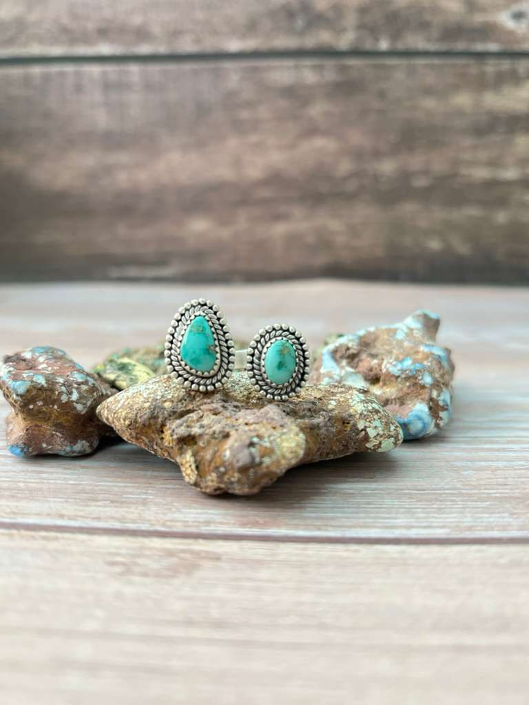 Handmade Sterling Silver Emerald Valley Turquoise Adjustable Ring "Signed Nizhoni"