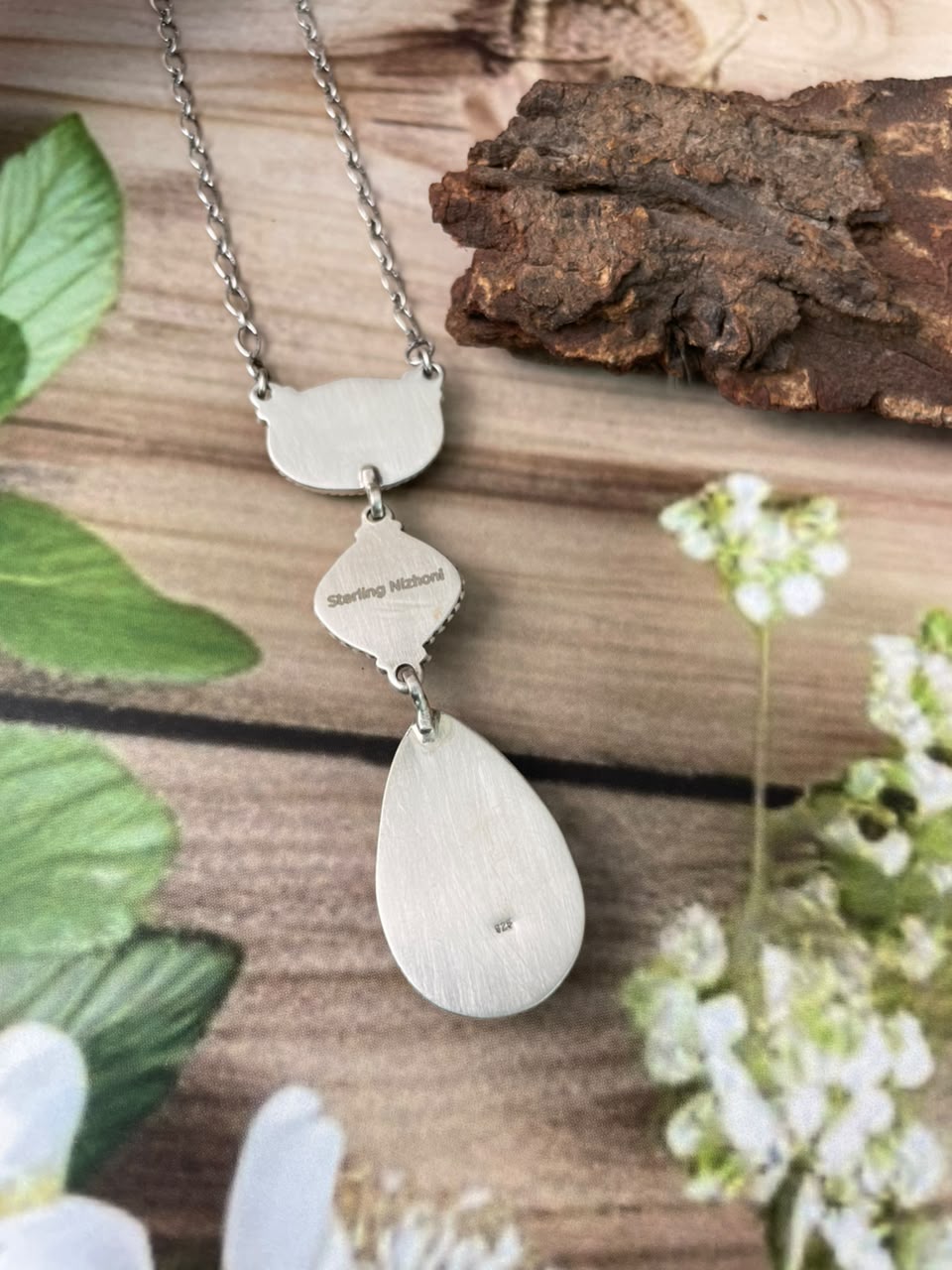 Handmade Sterling Silver Gem Silica Collection: Necklace Signed Nizhoni