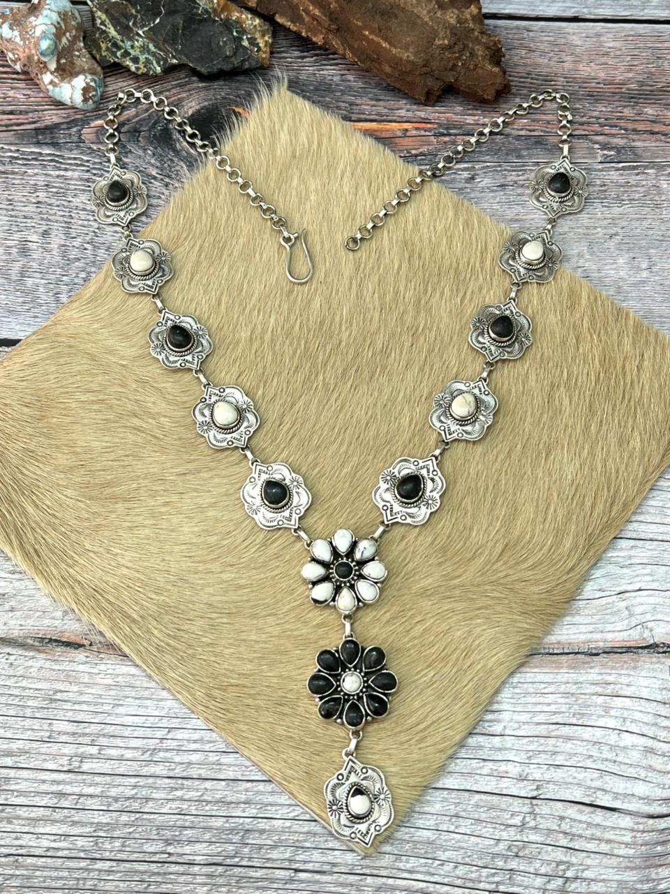 Handmade Sterling Silver White Buffalo Necklace "Signed Nizhoni"