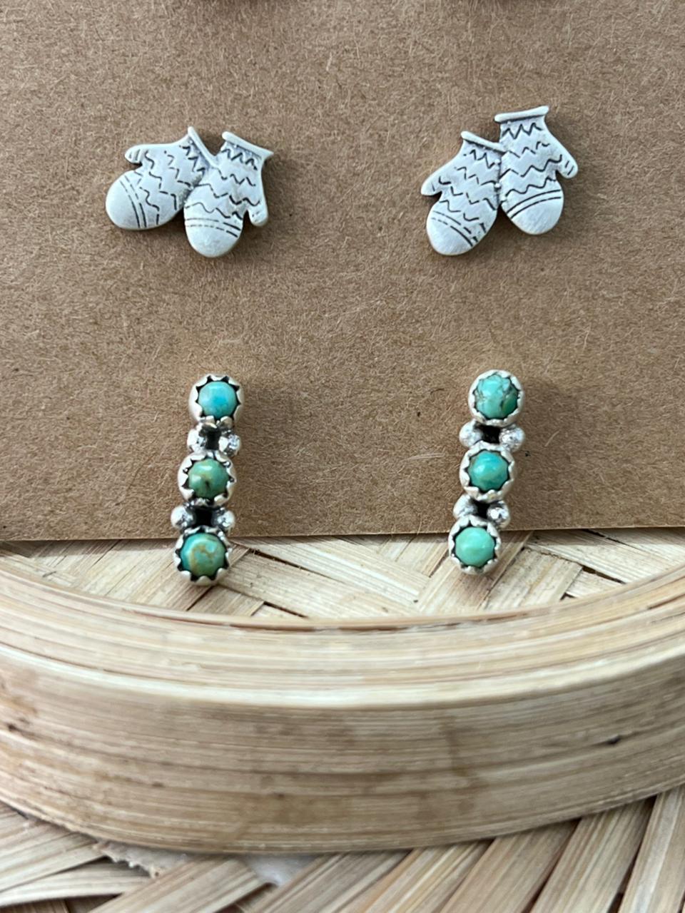 Handmade Sterling Silver Kingman Turquoise Post Studs Earrings Set (2)