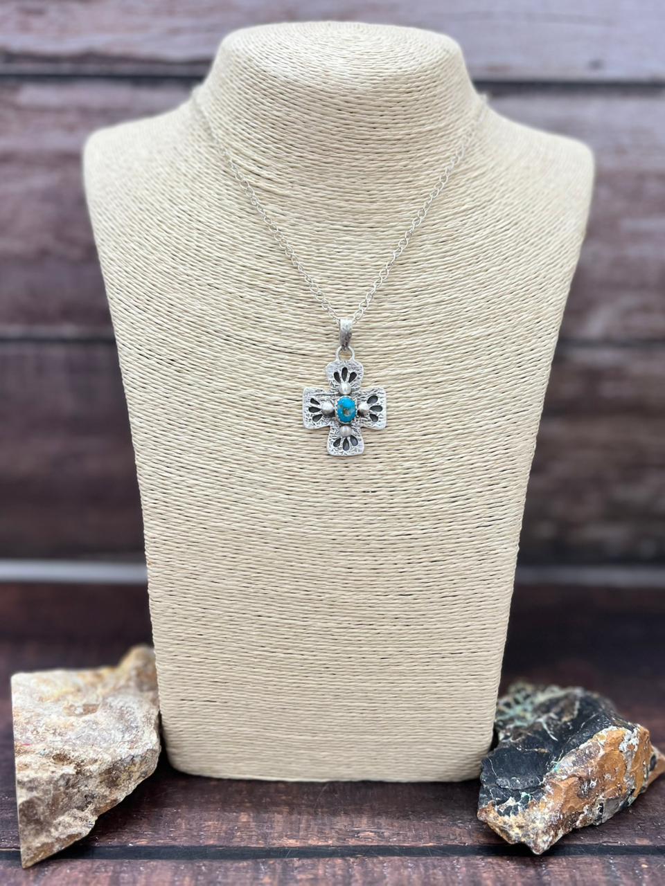 Handmade Sterling Silver Sierra Bella Turquoise Necklace "Signed Nizhoni"
