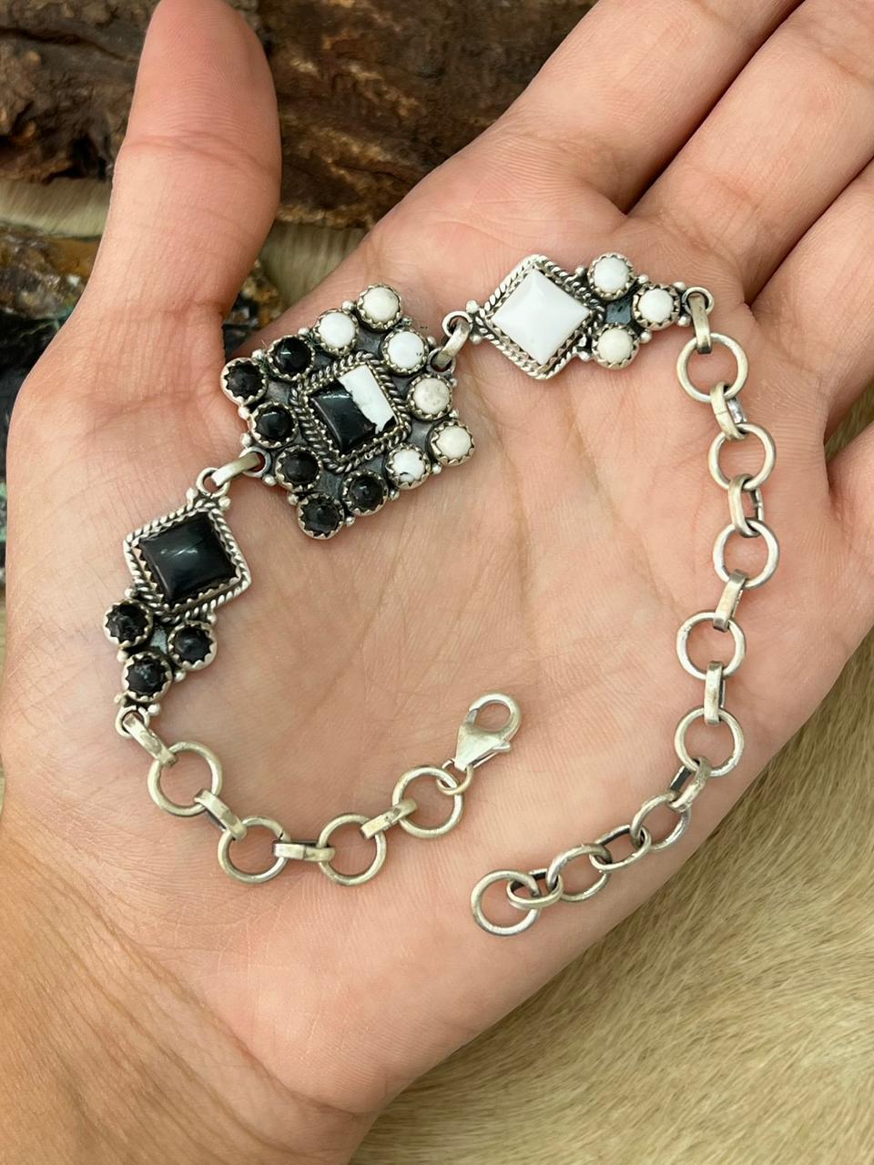 Handmade Sterling Silver White Buffalo Chain Bracelet "Signed Nizhoni"