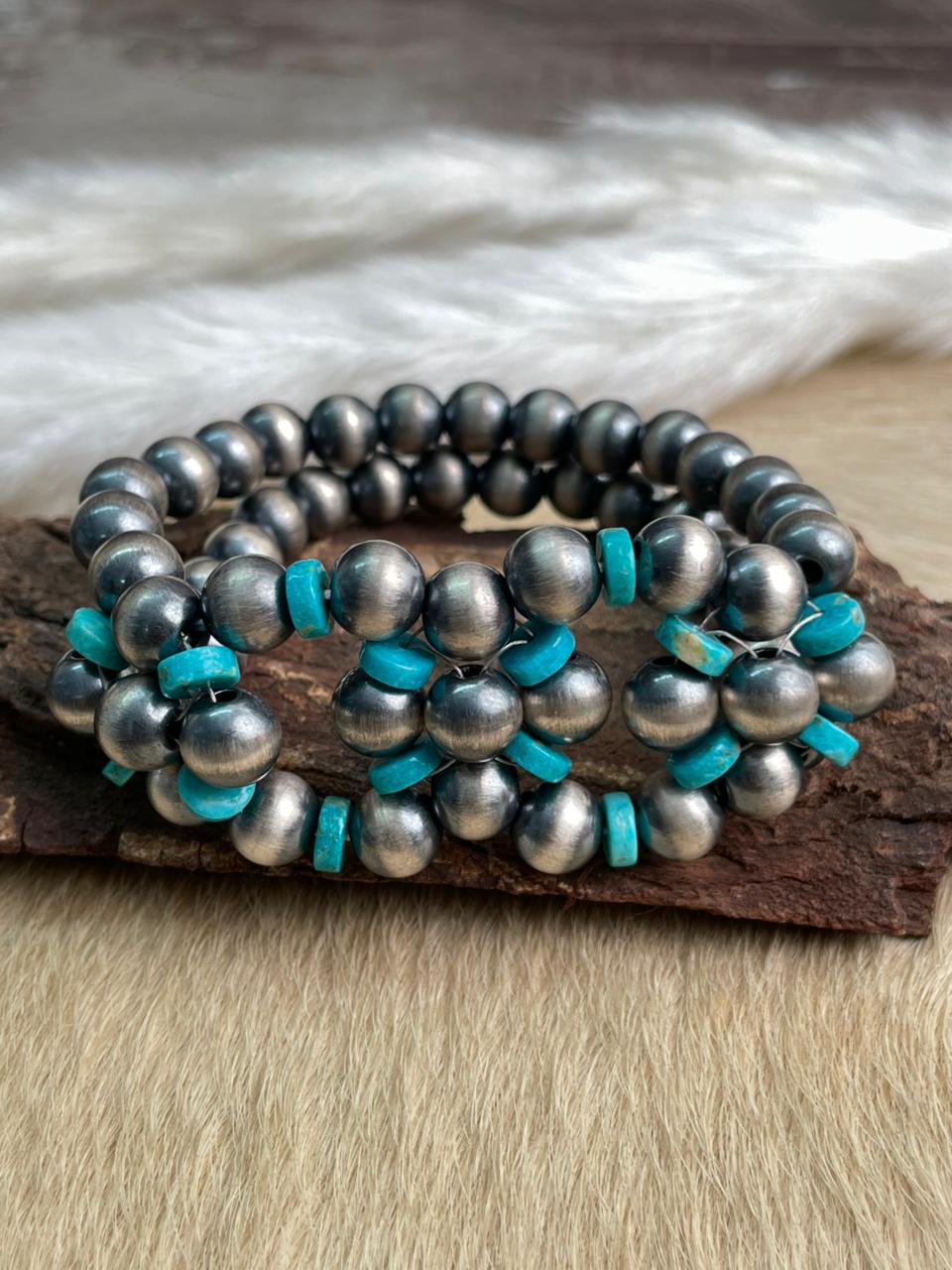 Handmade Sterling Silver Kingman Turquoise Stretch Beaded Bracelet