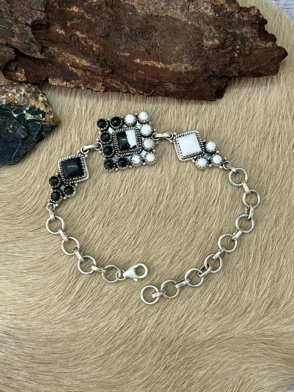 Handmade Sterling Silver White Buffalo Chain Bracelet "Signed Nizhoni"