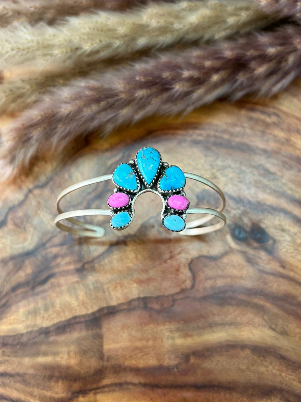 Handmade Sterling Silver Sierra Bella Turquoise with Cotton Candy Collection: Naja Cuff Bracelet "Signed Nizhoni" (8)