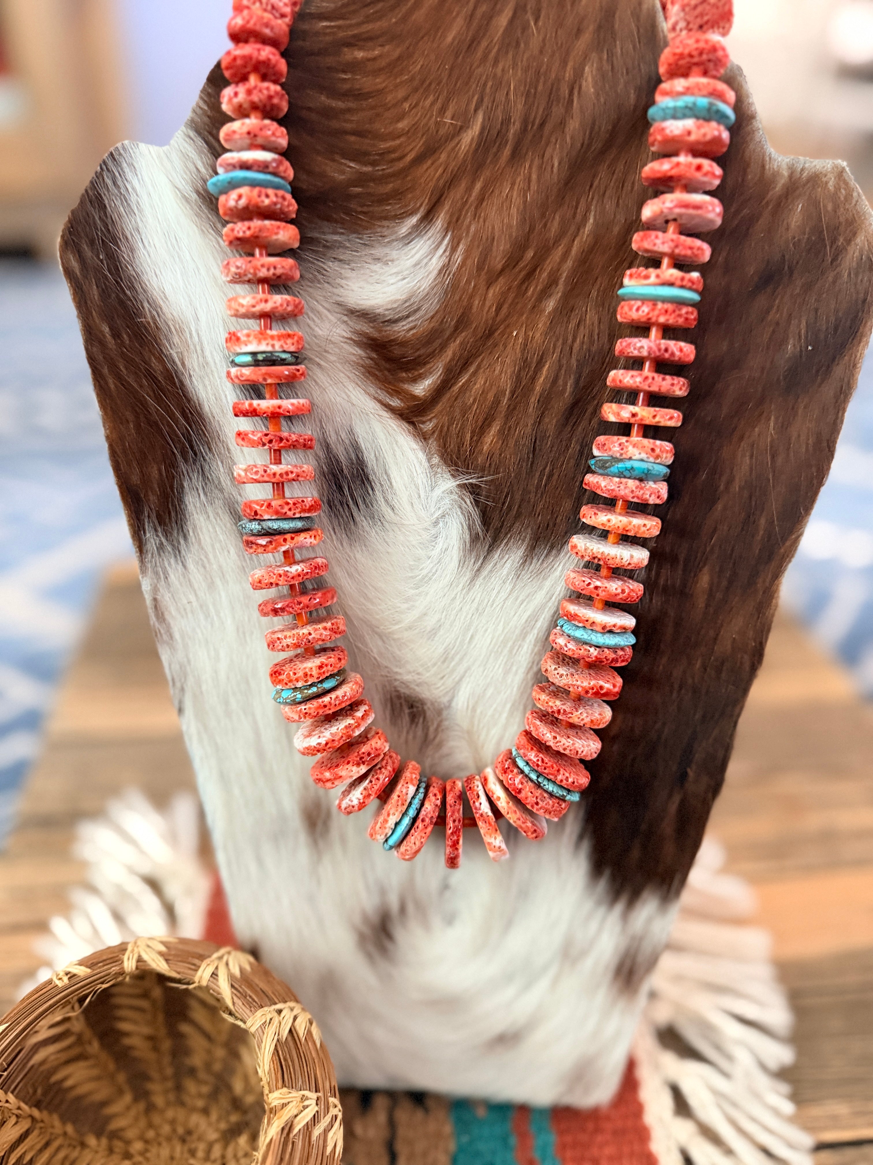 Old Pawn Handcrafted Spiny Oyster & Turquoise Beaded 20” Necklace