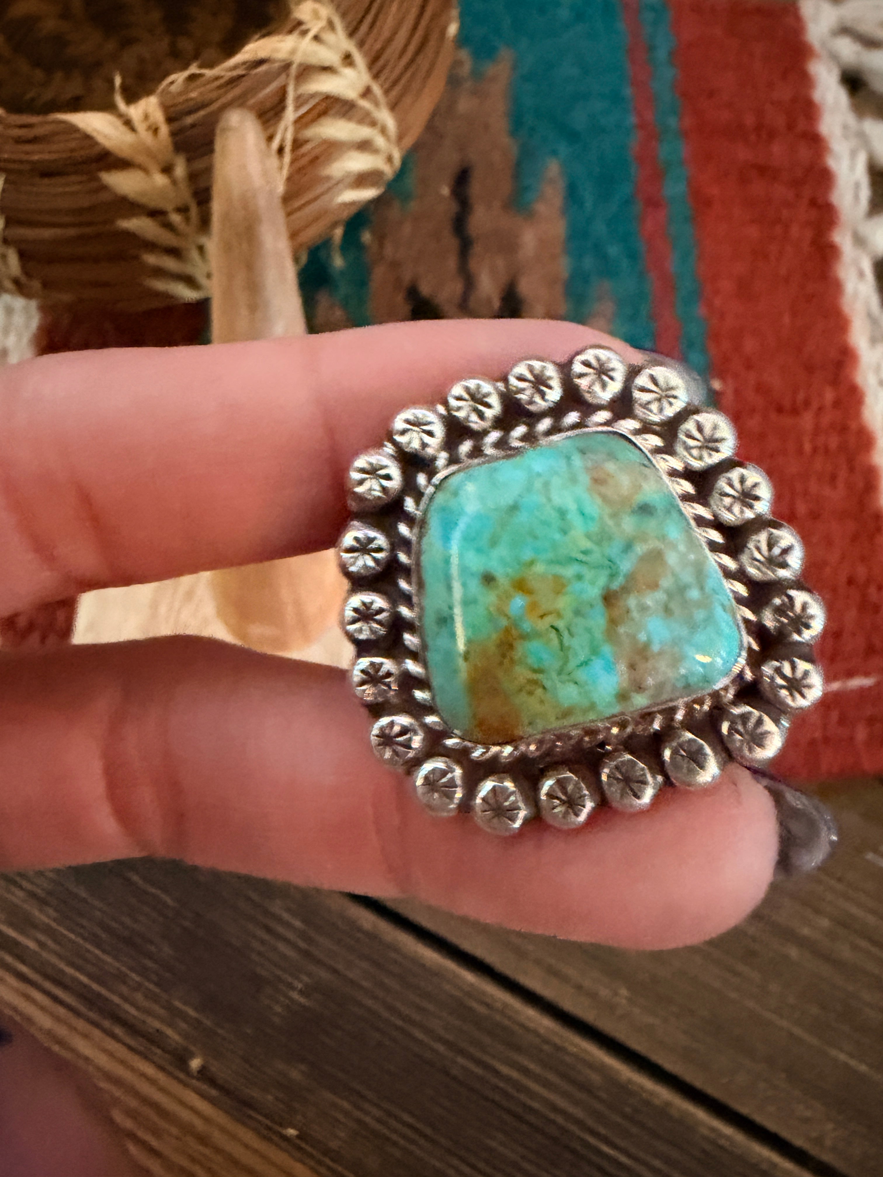 Old Pawn Handcrafted Turquoise & Sterling Silver Ring Size 9