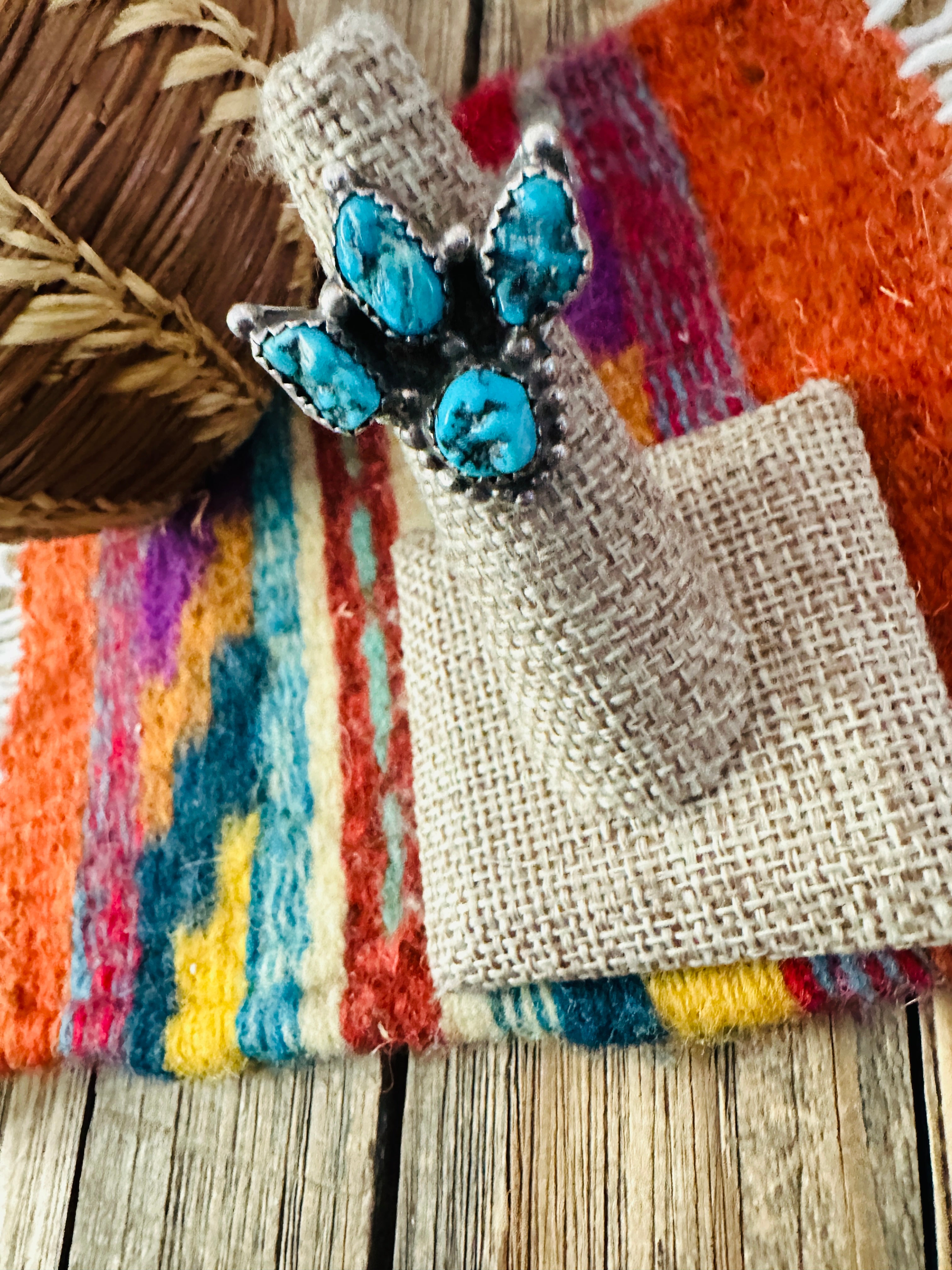 Old Pawn Handcrafted Turquoise & Sterling Silver Ring Size 5.5