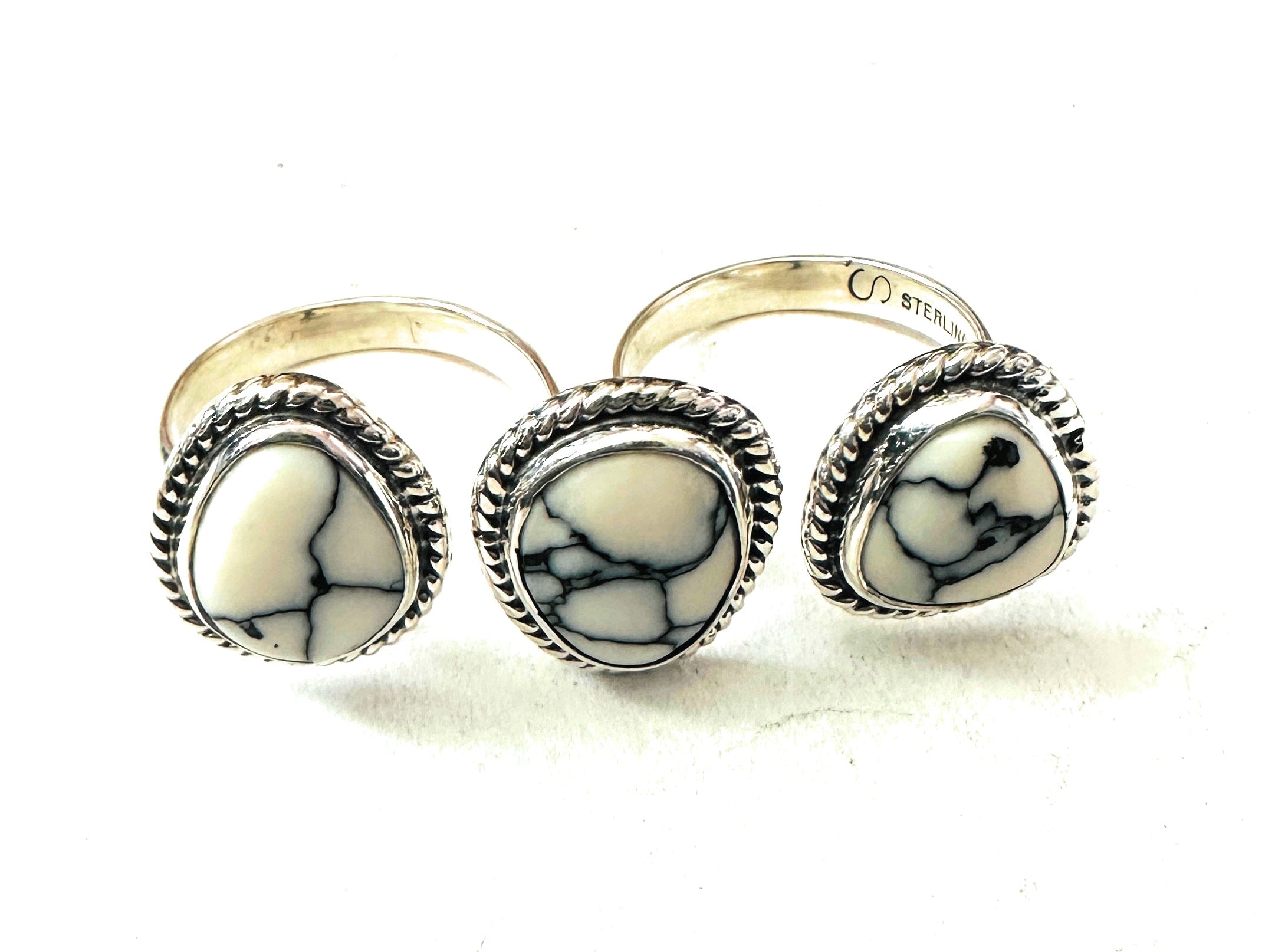 Howlite & Sterling Silver Adjustable Knuckle Ring