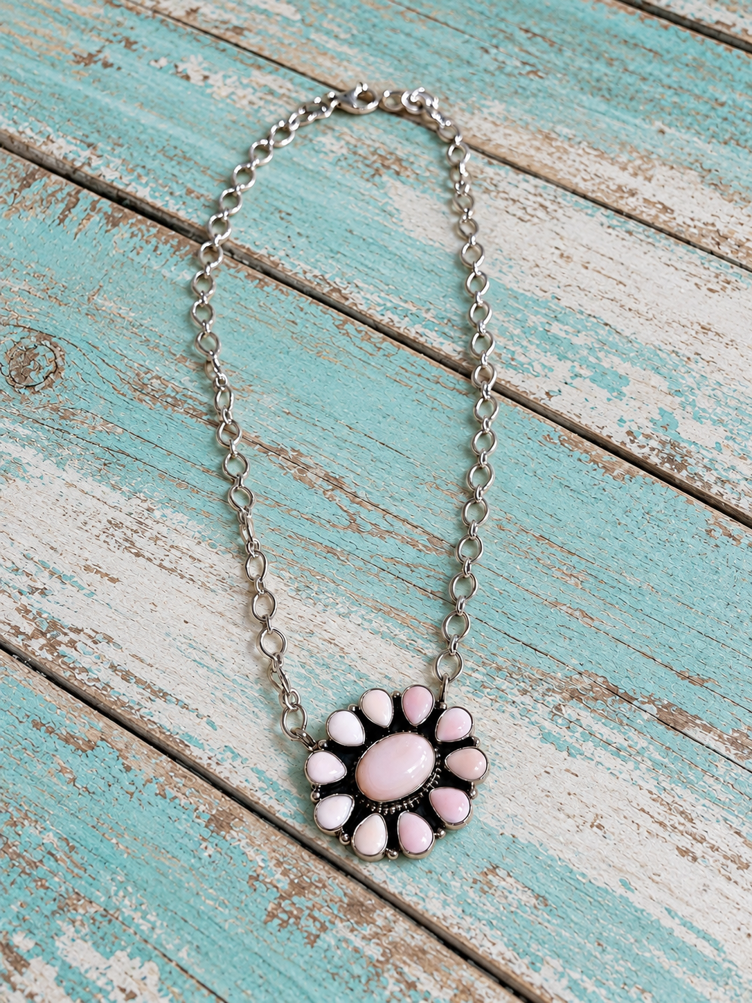 Handcrafted Queen Pink Conch Shell And Sterling Silver Necklace Signed Sheila- Light Stone