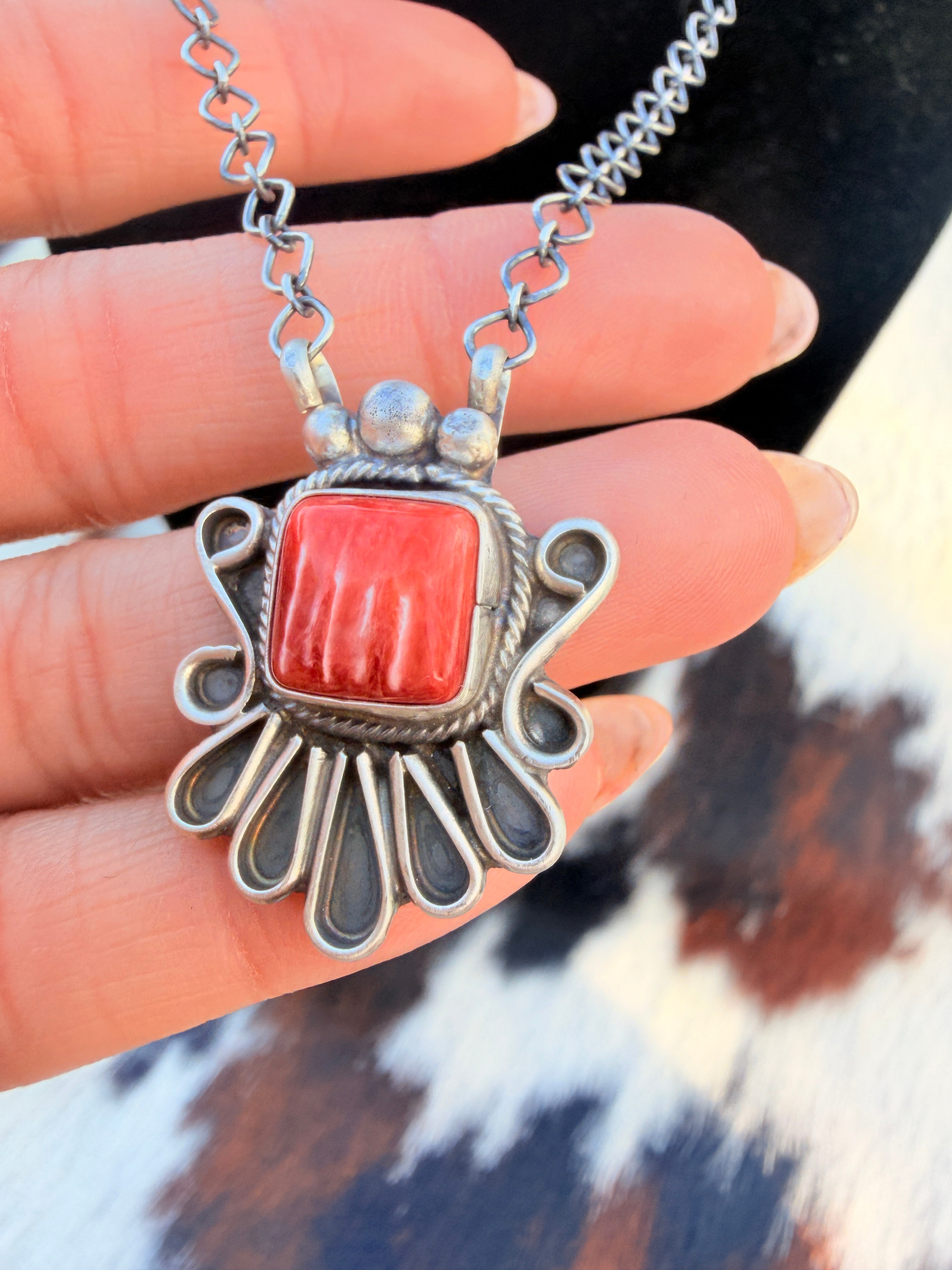 Handcrafted Spiny Oyster & Sterling Silver Necklace