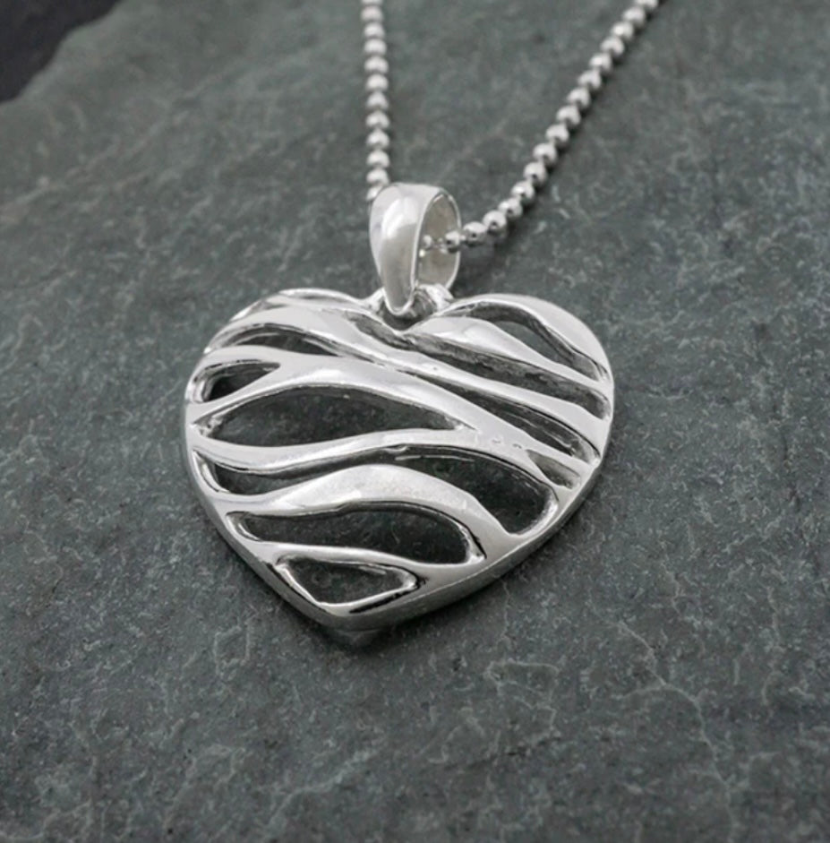 Ribbon Heart Pendant Necklace