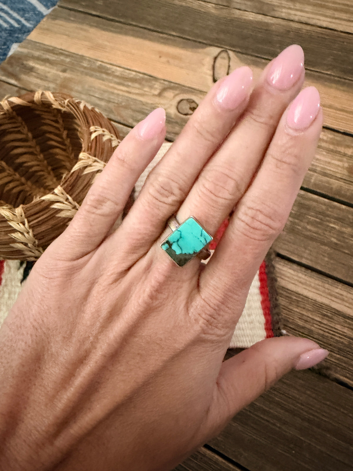 Old Pawn Handcrafted Turquoise & Sterling Silver Ring Size 6.5