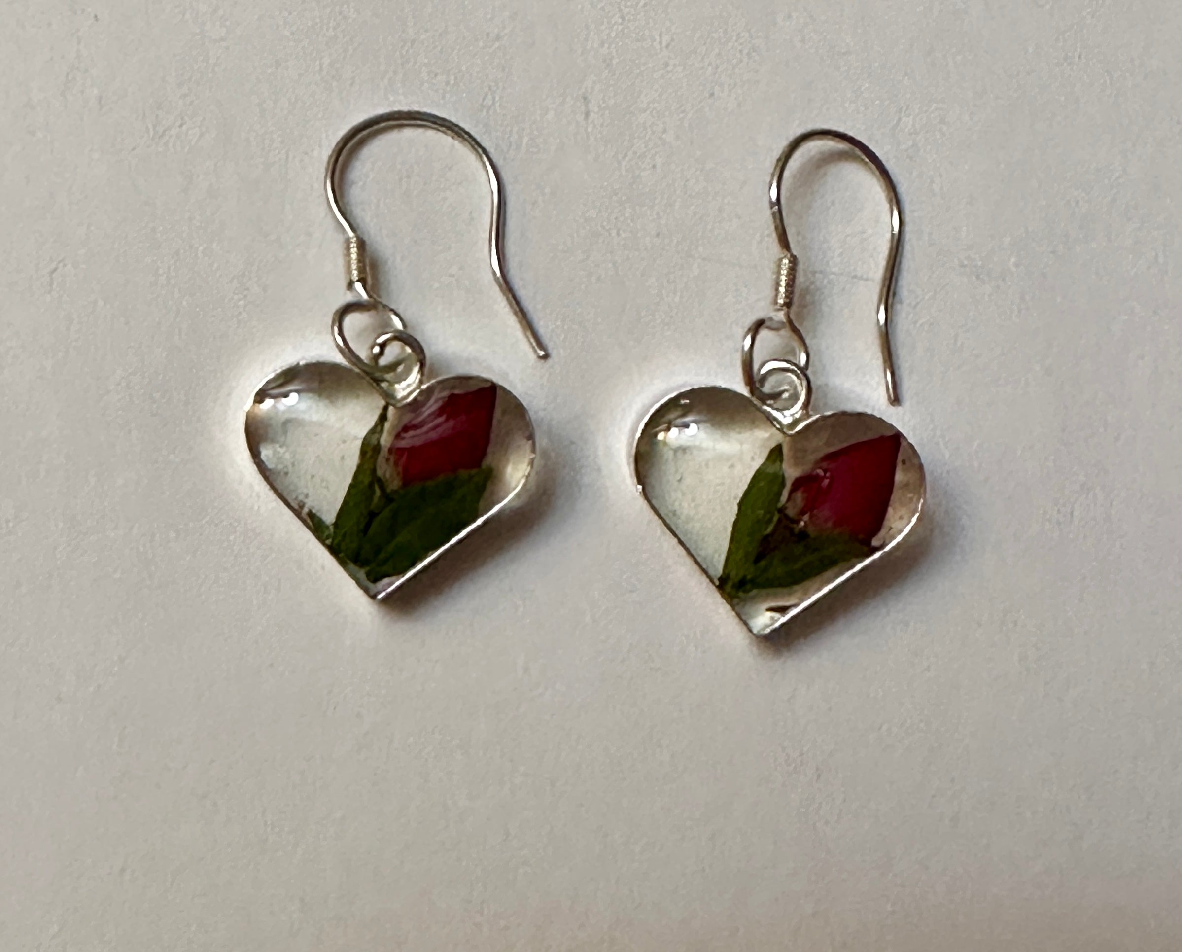 Primavera Rosebud Earrings Heart on Hook