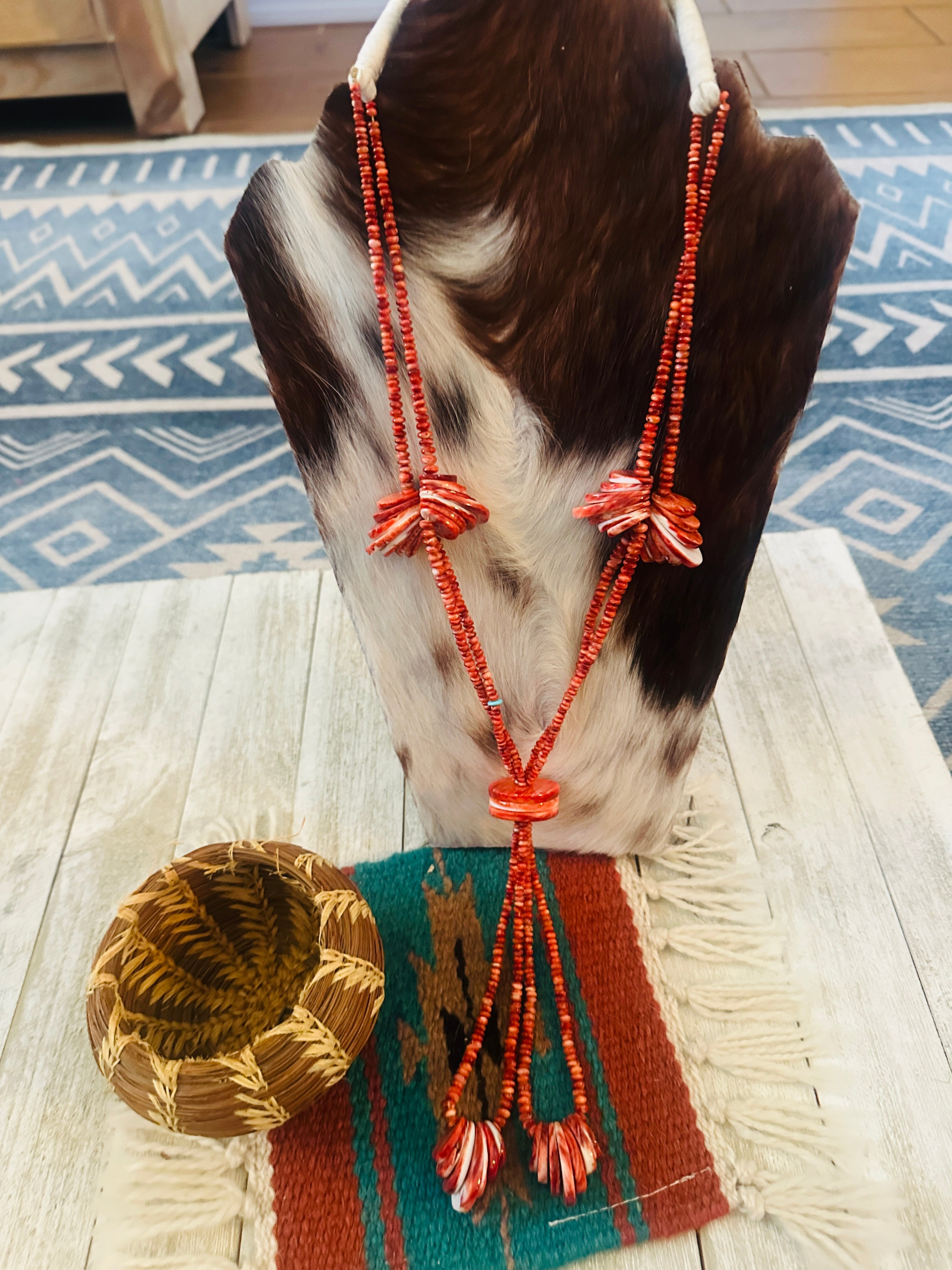 Handcrafted Spiny Oyster and Turquoise Beaded Jacla Necklace