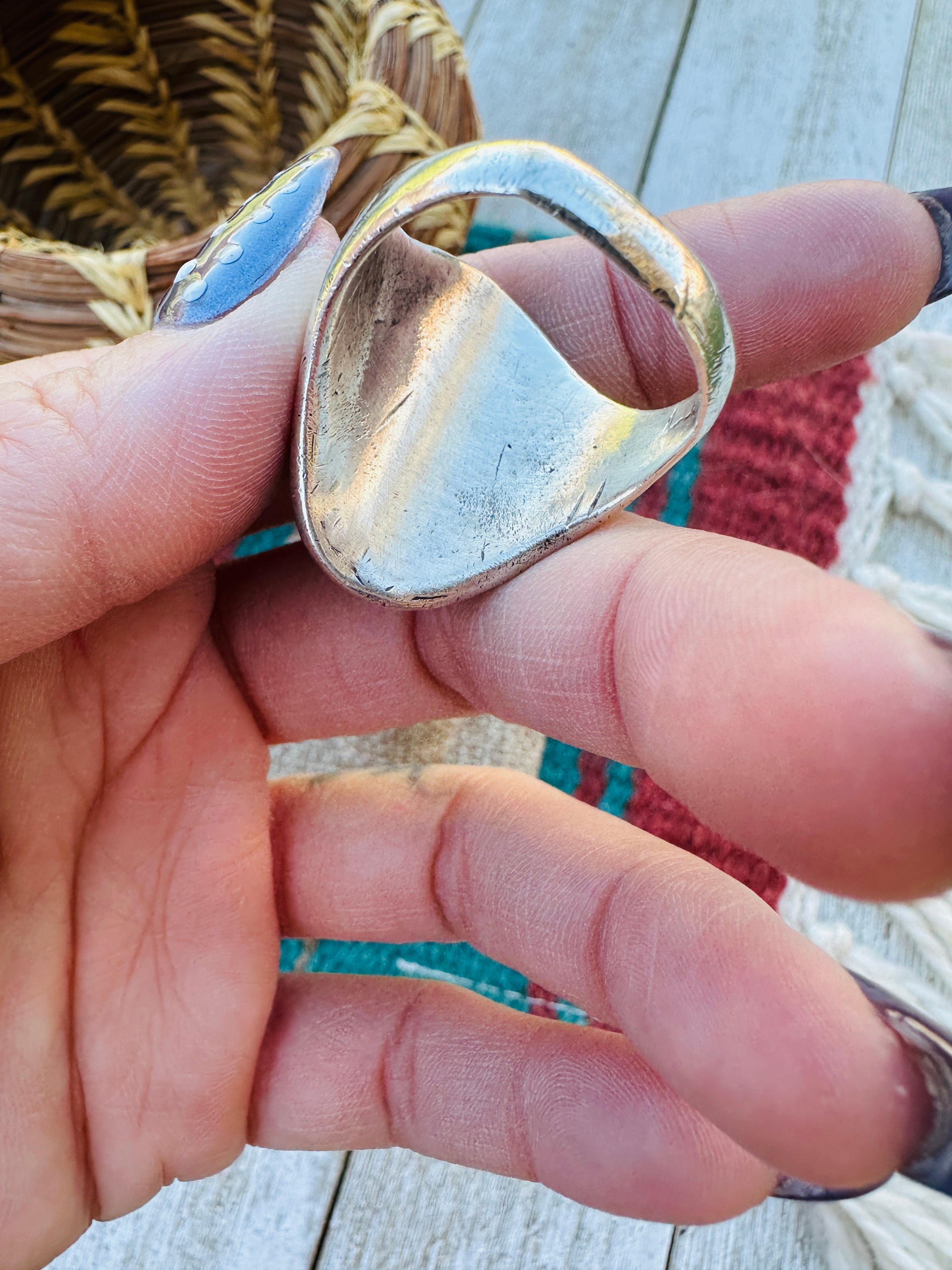 Old Pawn Handcrafted Kingman Turquoise & Sterling Silver Cigar Band Ring Size 11.75