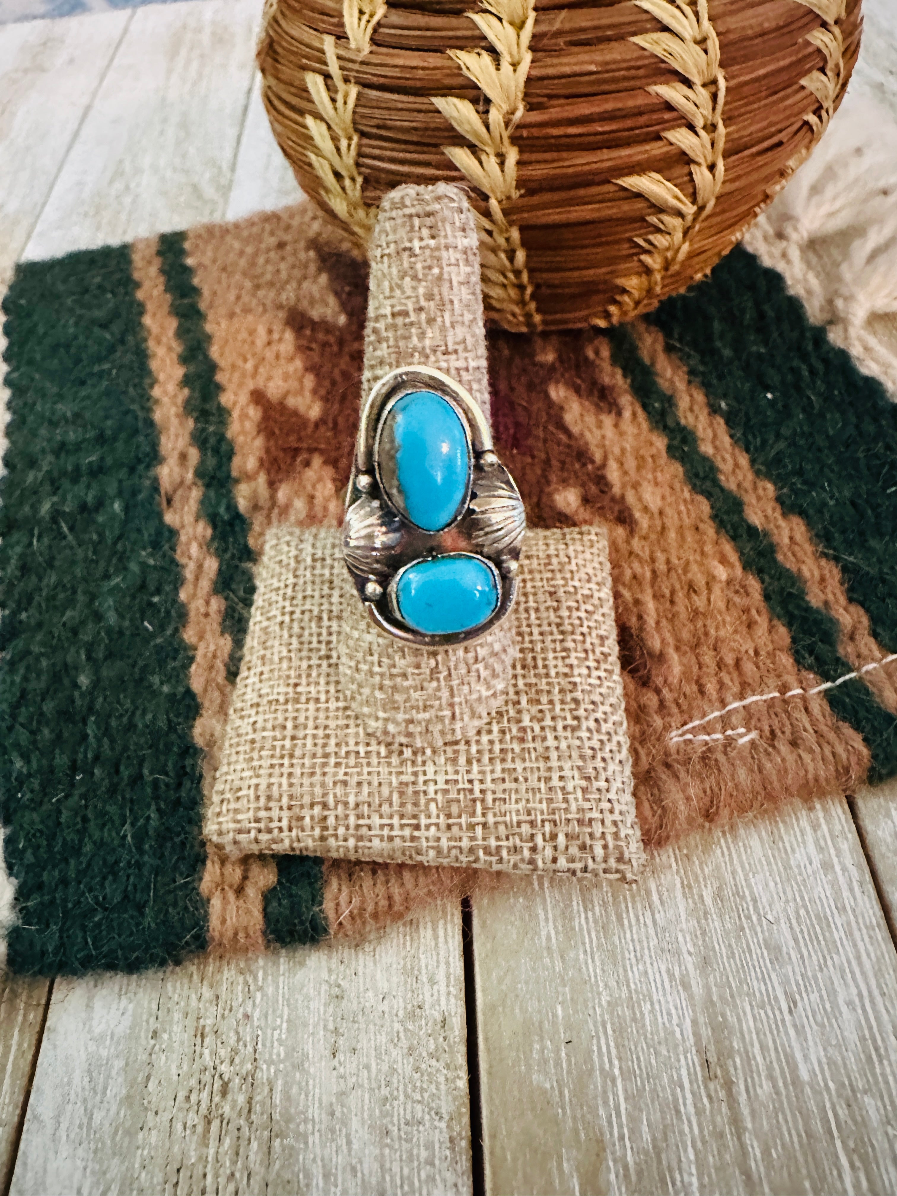 Old Pawn Handcrafted Turquoise & Sterling Silver Ring Size 9.5