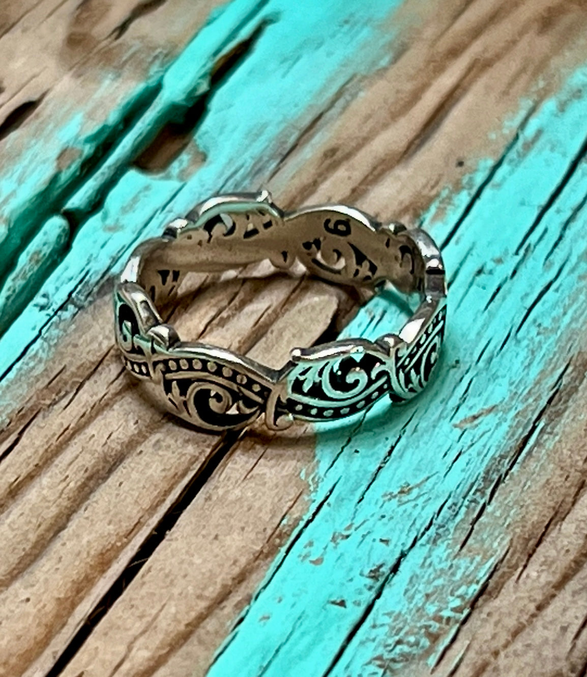 Celtic Swirl Sterling Silver Band Ring Size 8.5