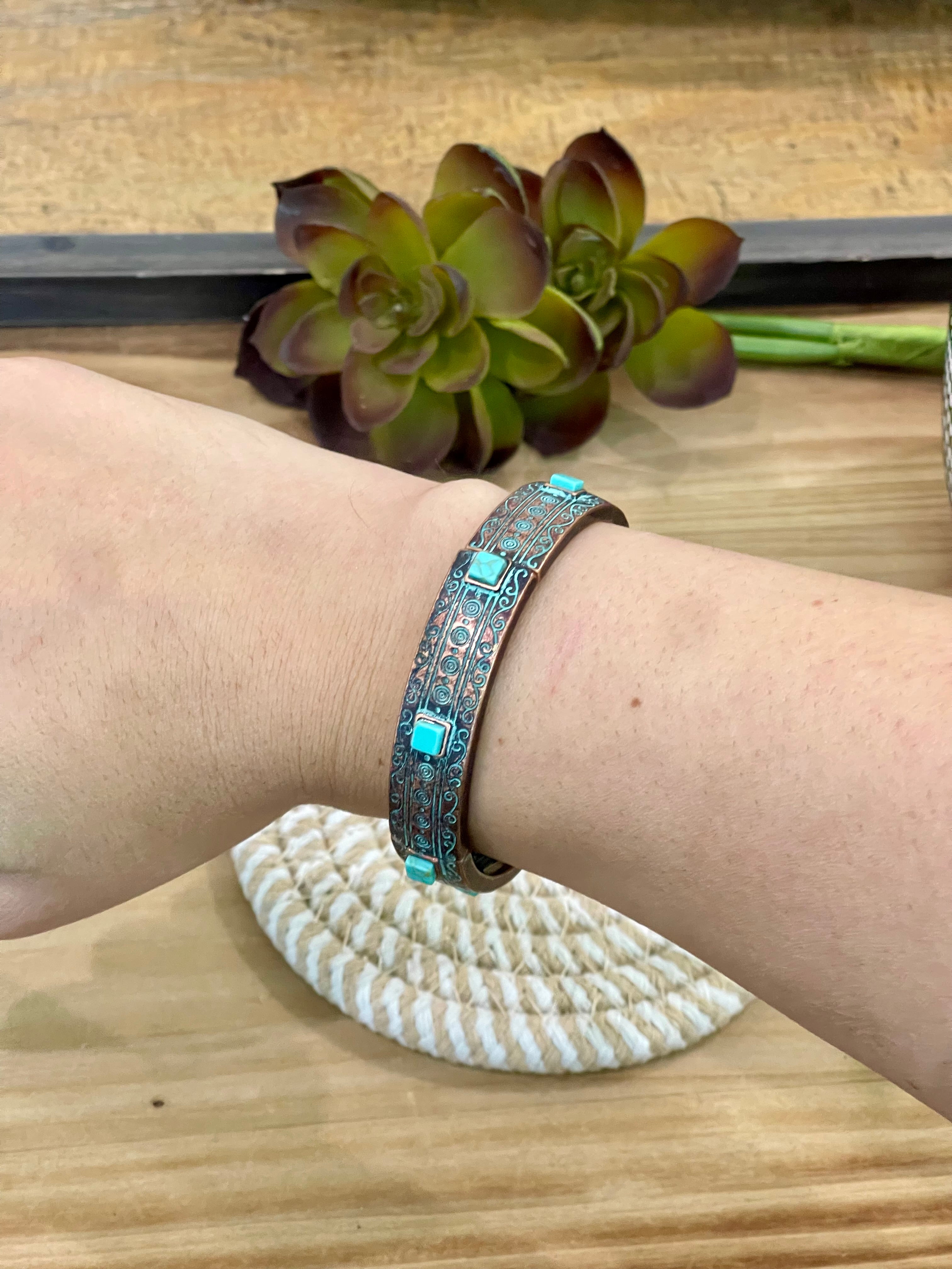 Vintage Handmade Copper Stretch Bracelet