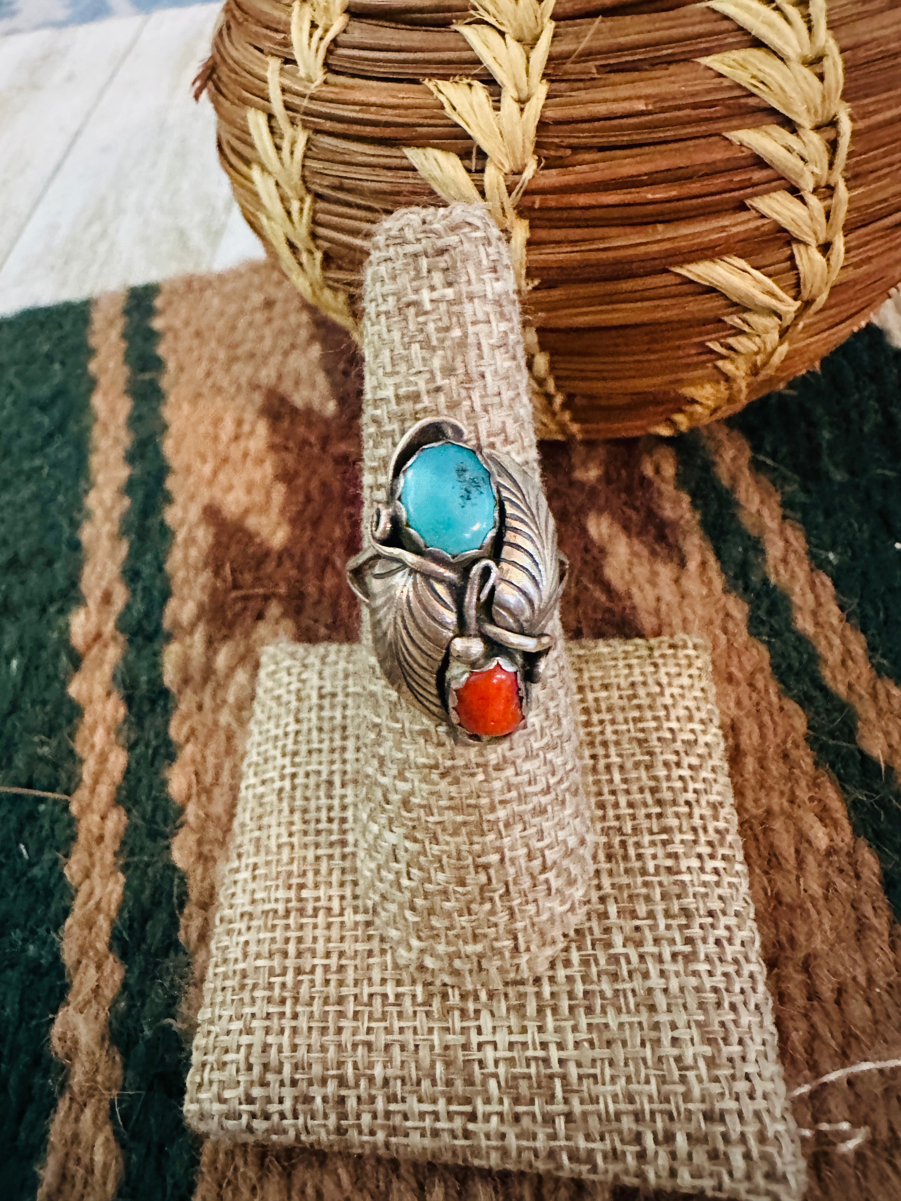 Old Pawn Handcrafted Turquoise, Coral & Sterling Silver Ring Size 7
