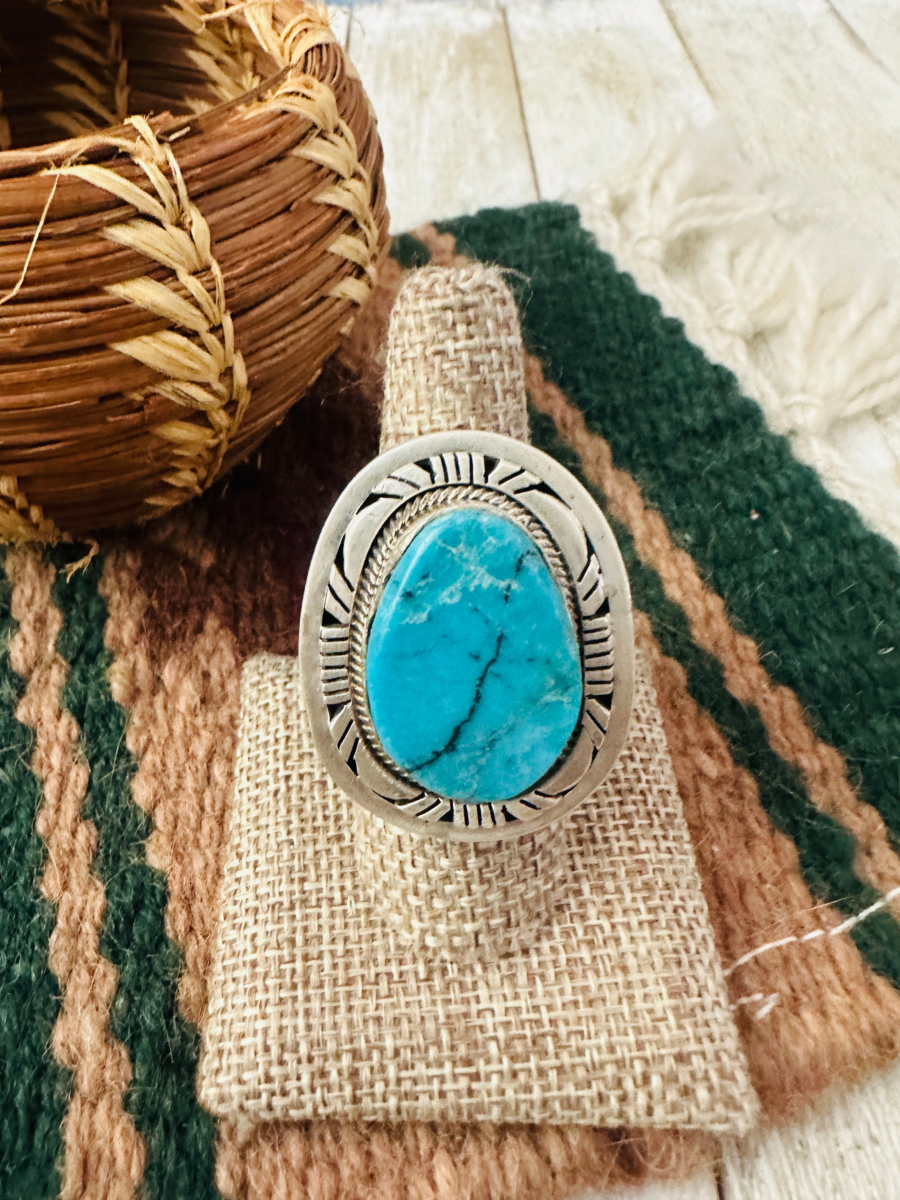 Old Pawn Handcrafted Turquoise & Sterling Silver Ring Size 8