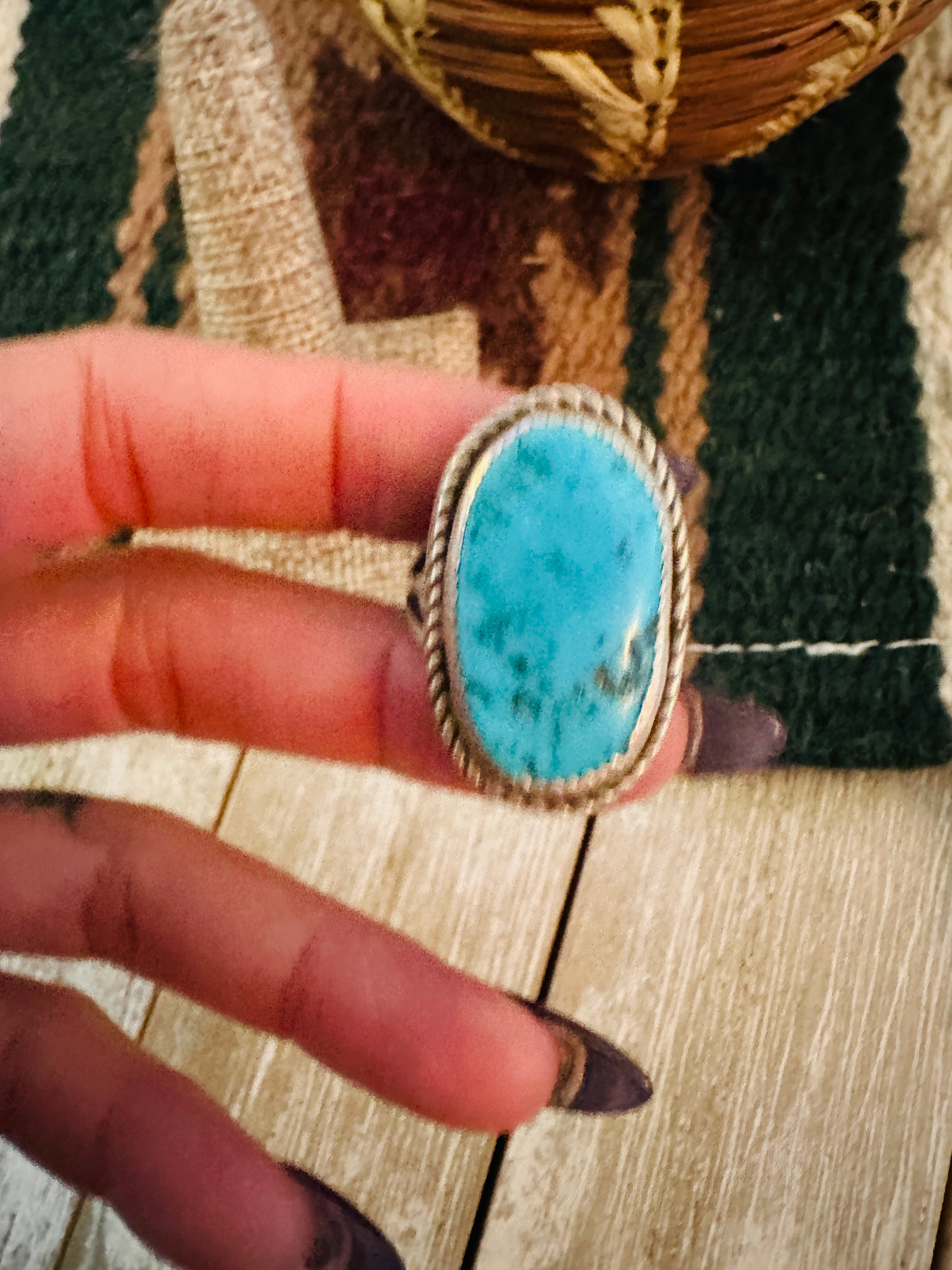 Old Pawn Handcrafted Turquoise & Sterling Silver Ring Size 9.75