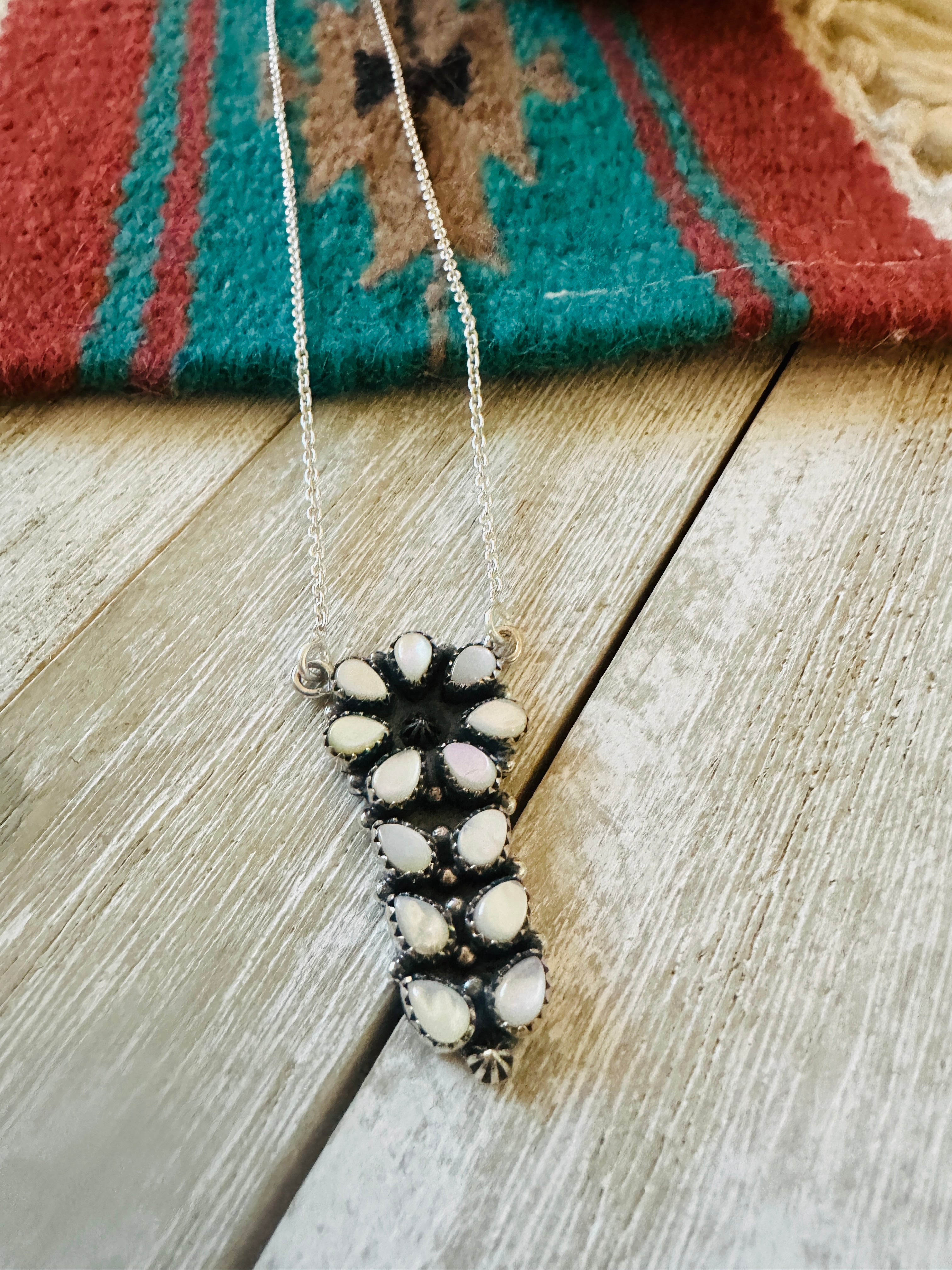 ** Christmas Collection ** Handmade Sterling Silver & Mother of Pearl Necklace Signed Nizhoni