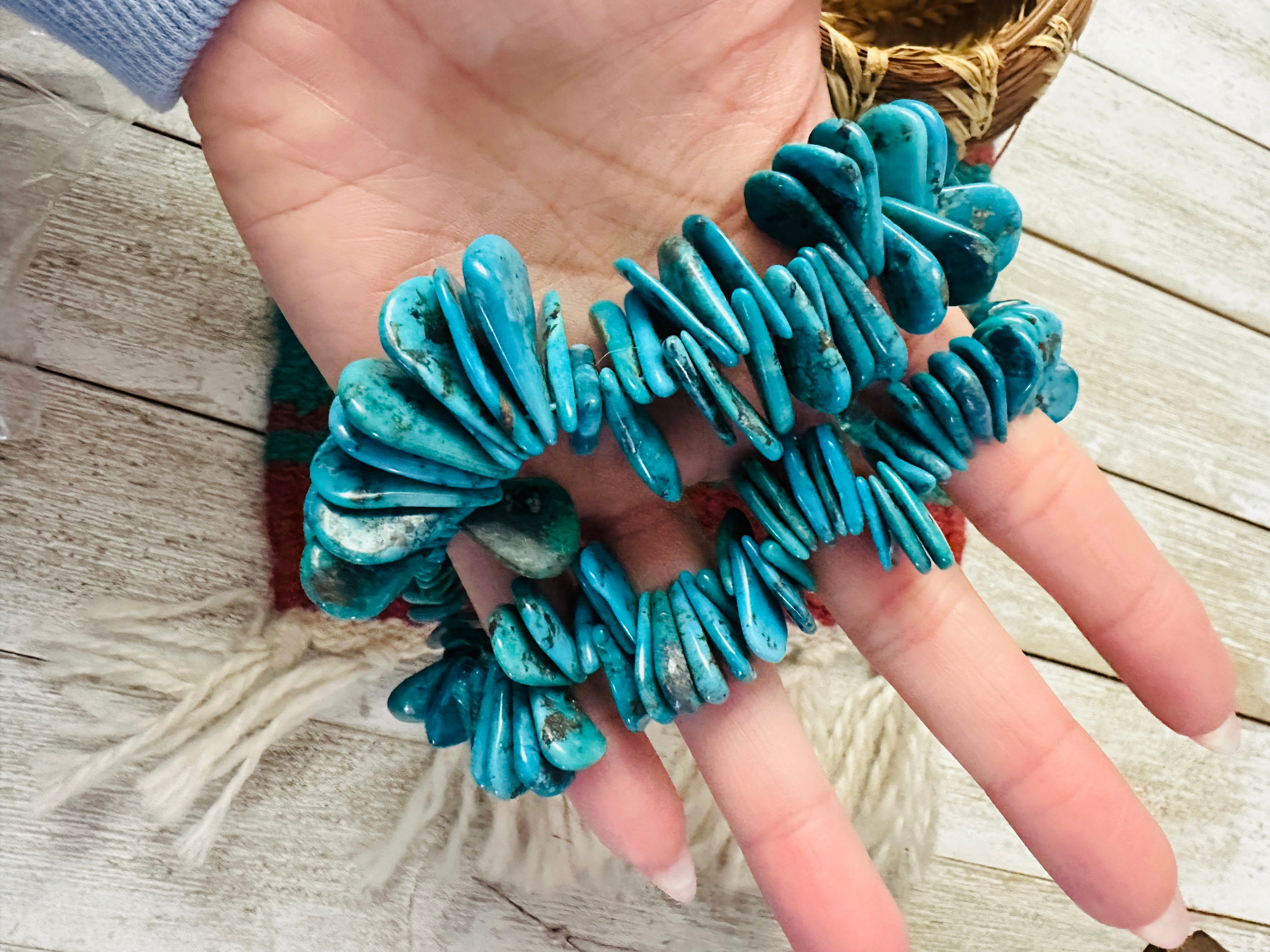 Old Pawn Handcrafted Turquoise Beaded Necklace