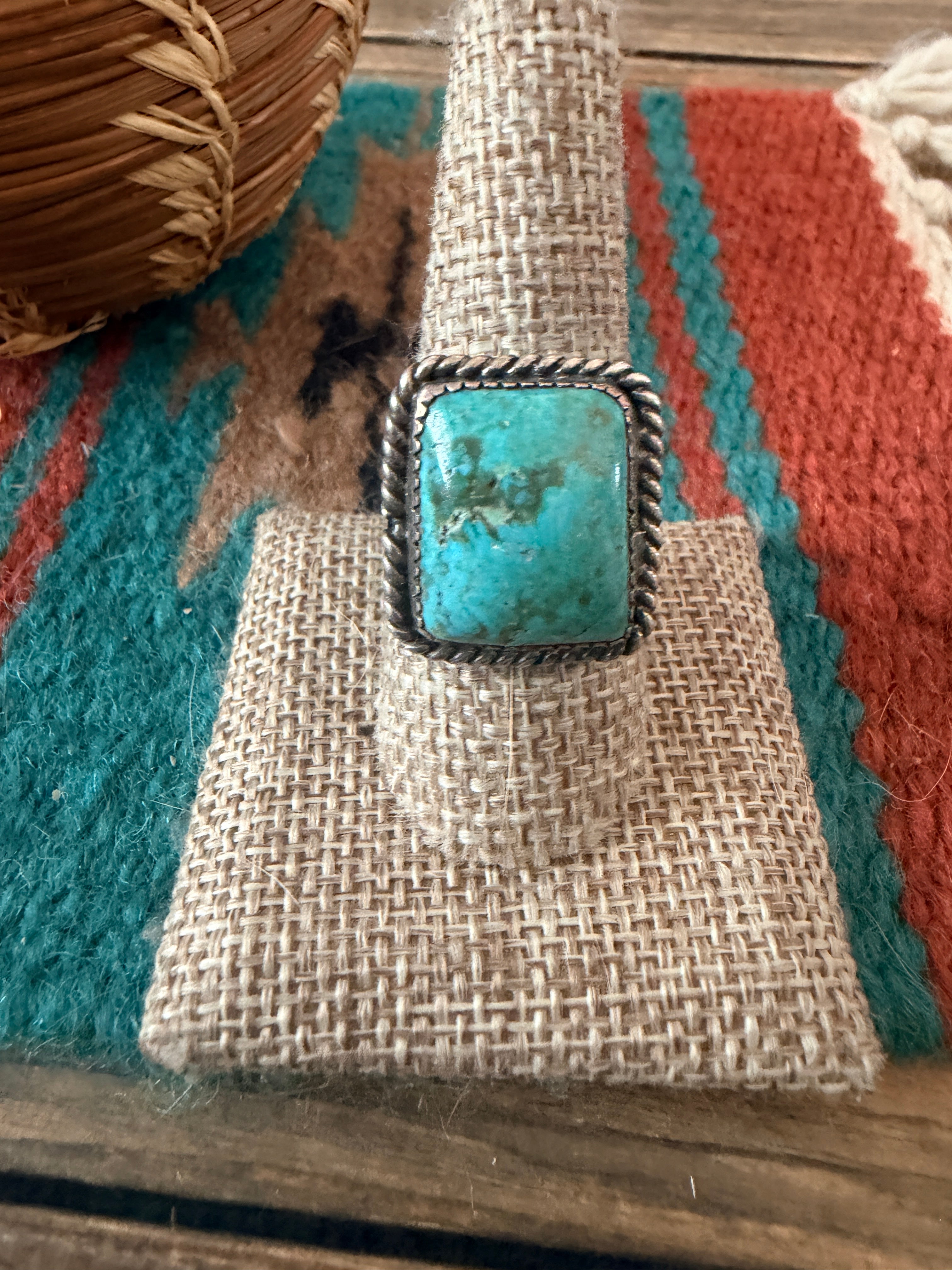 Old Pawn Handcrafted Turquoise & Sterling Silver Ring Size 8.75