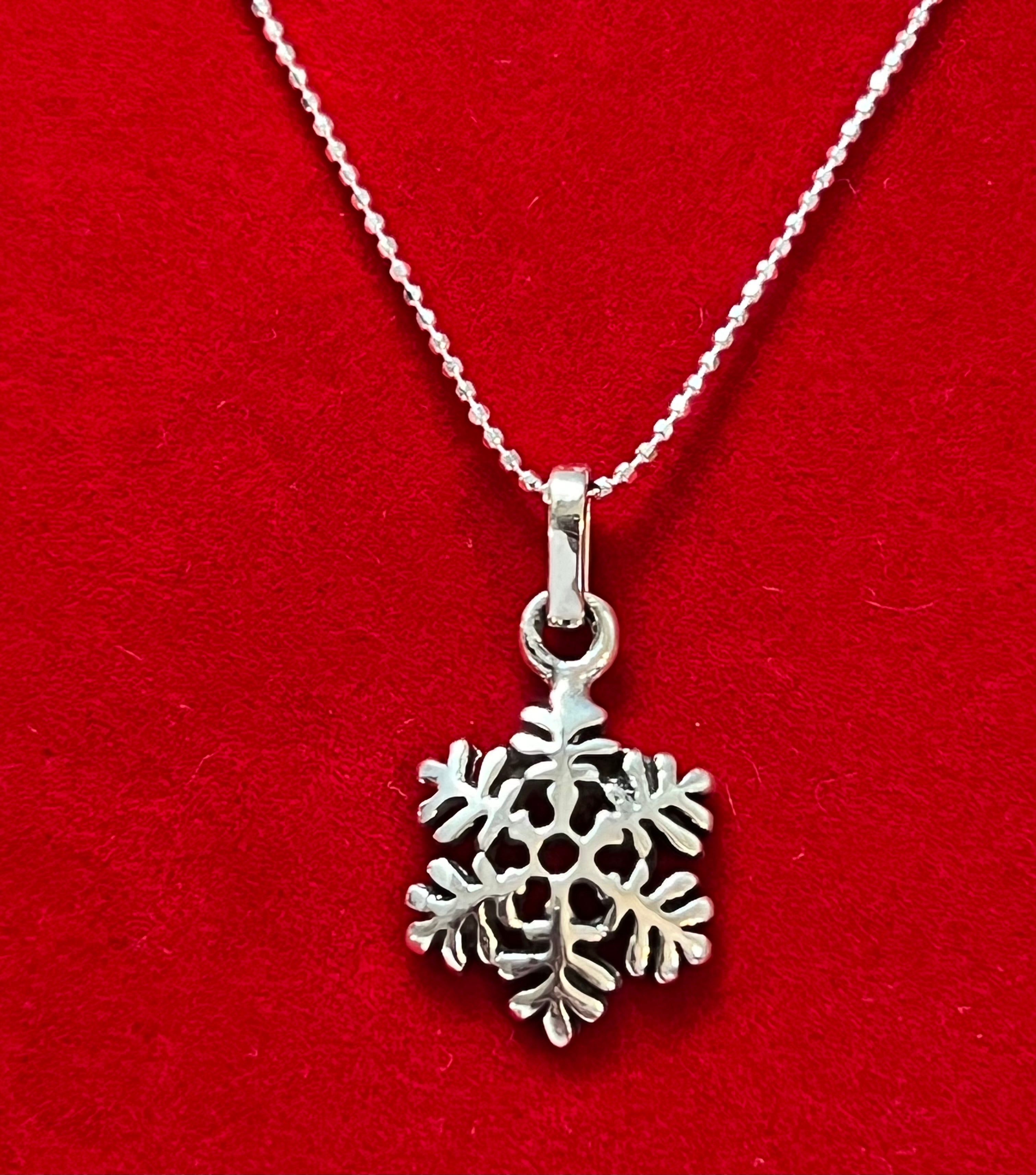 Medium Sterling Silver Snowflake Pendant