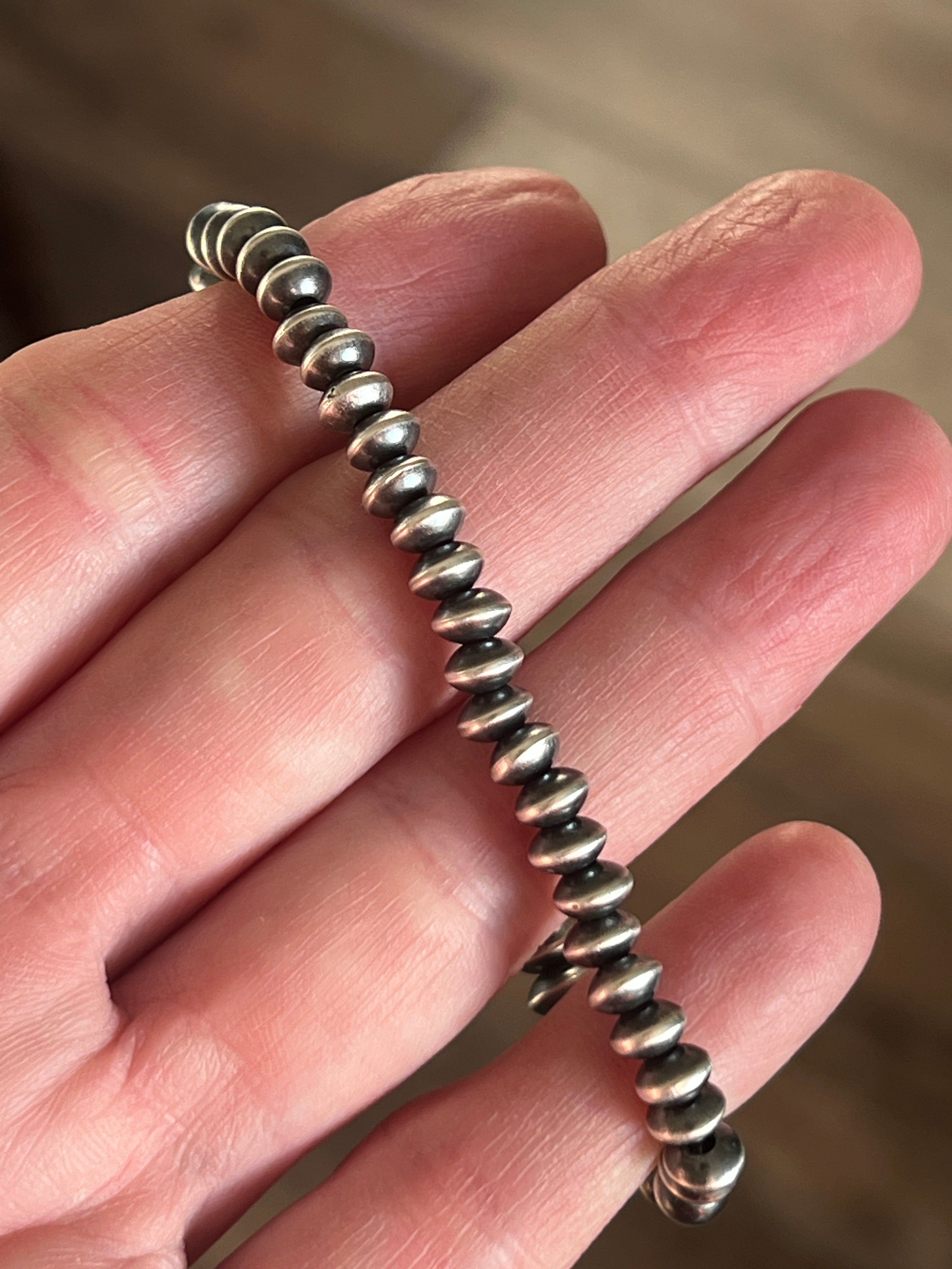 Vinita Cowboy Handmade Sterling Silver 5.5mm Stretch Bracelet