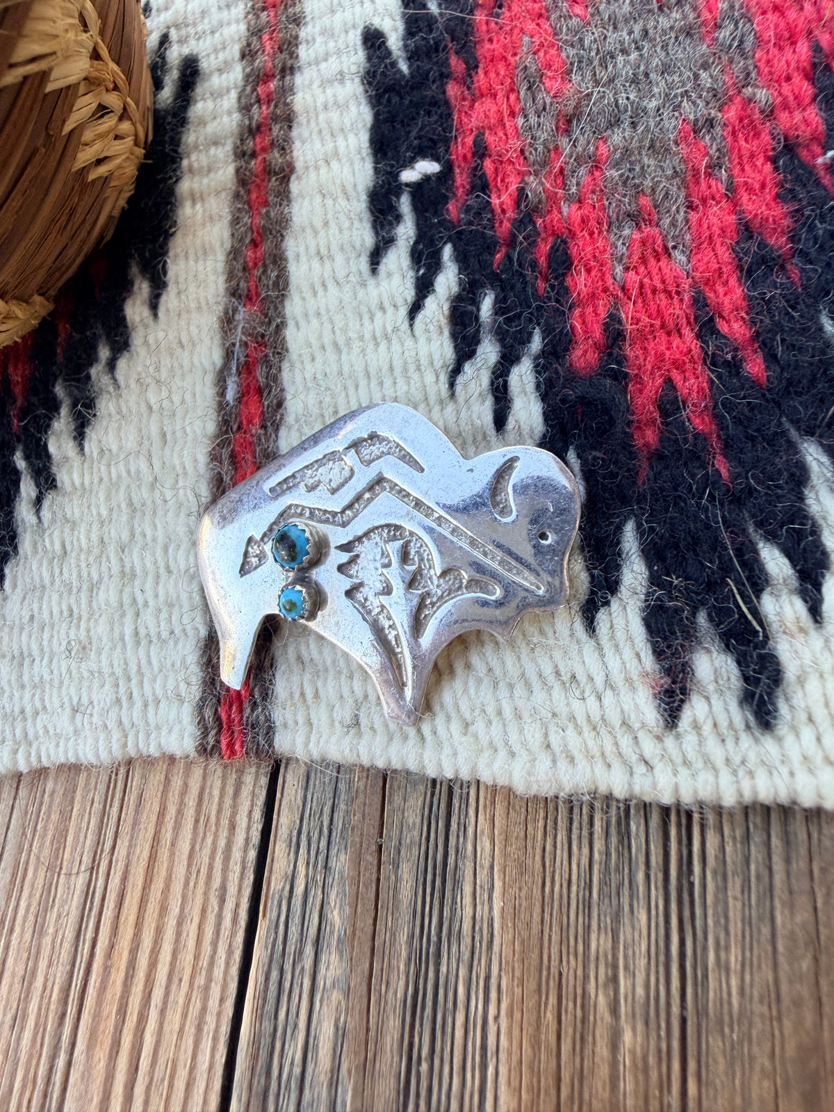Old Pawn Handcrafted Turquoise & Sterling Silver Fetish Buffalo Brooch