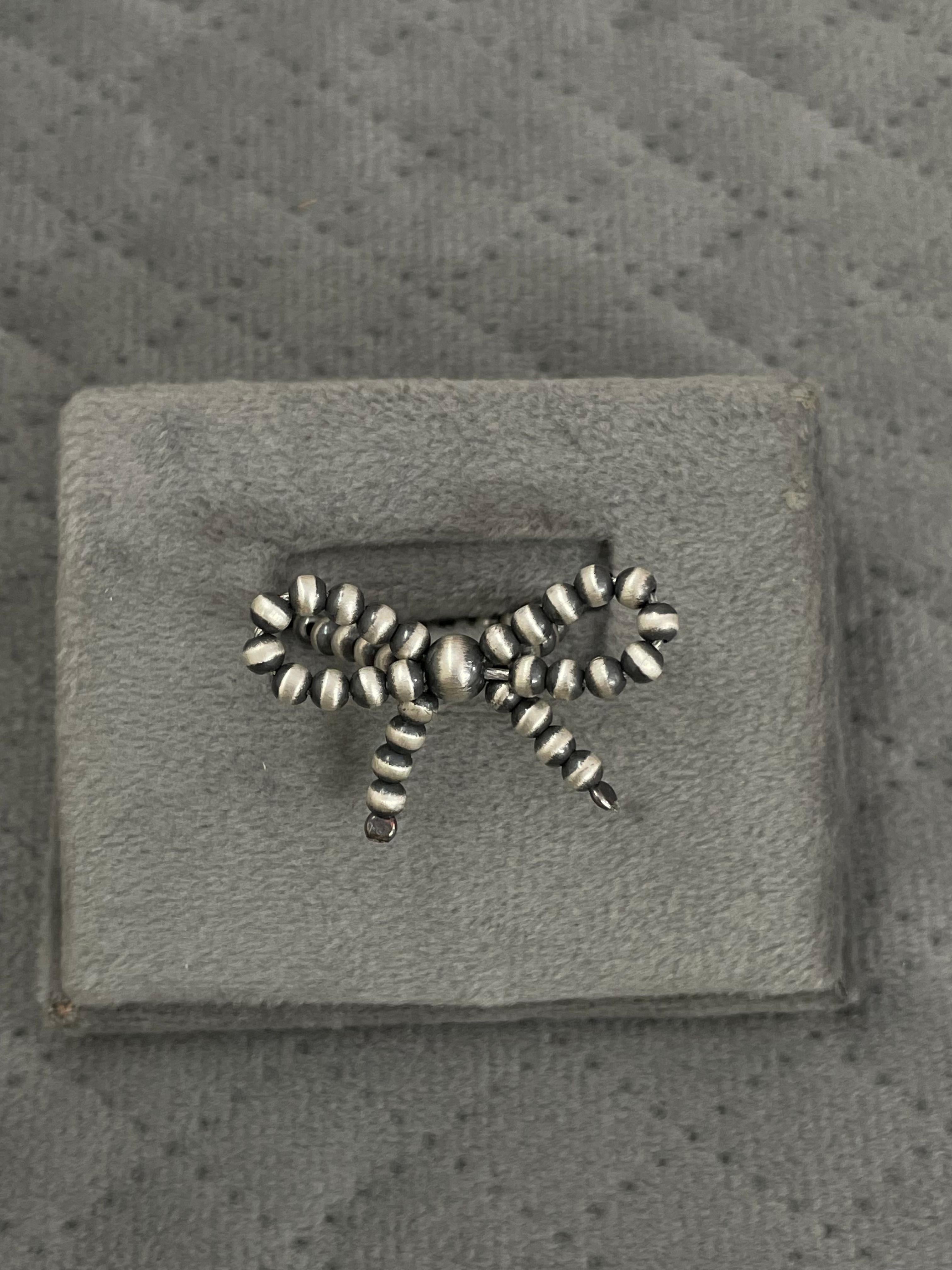 The Sterling Silver Bow Tie Handmade Sterling Silver Pearl Beaded Stretch Ring