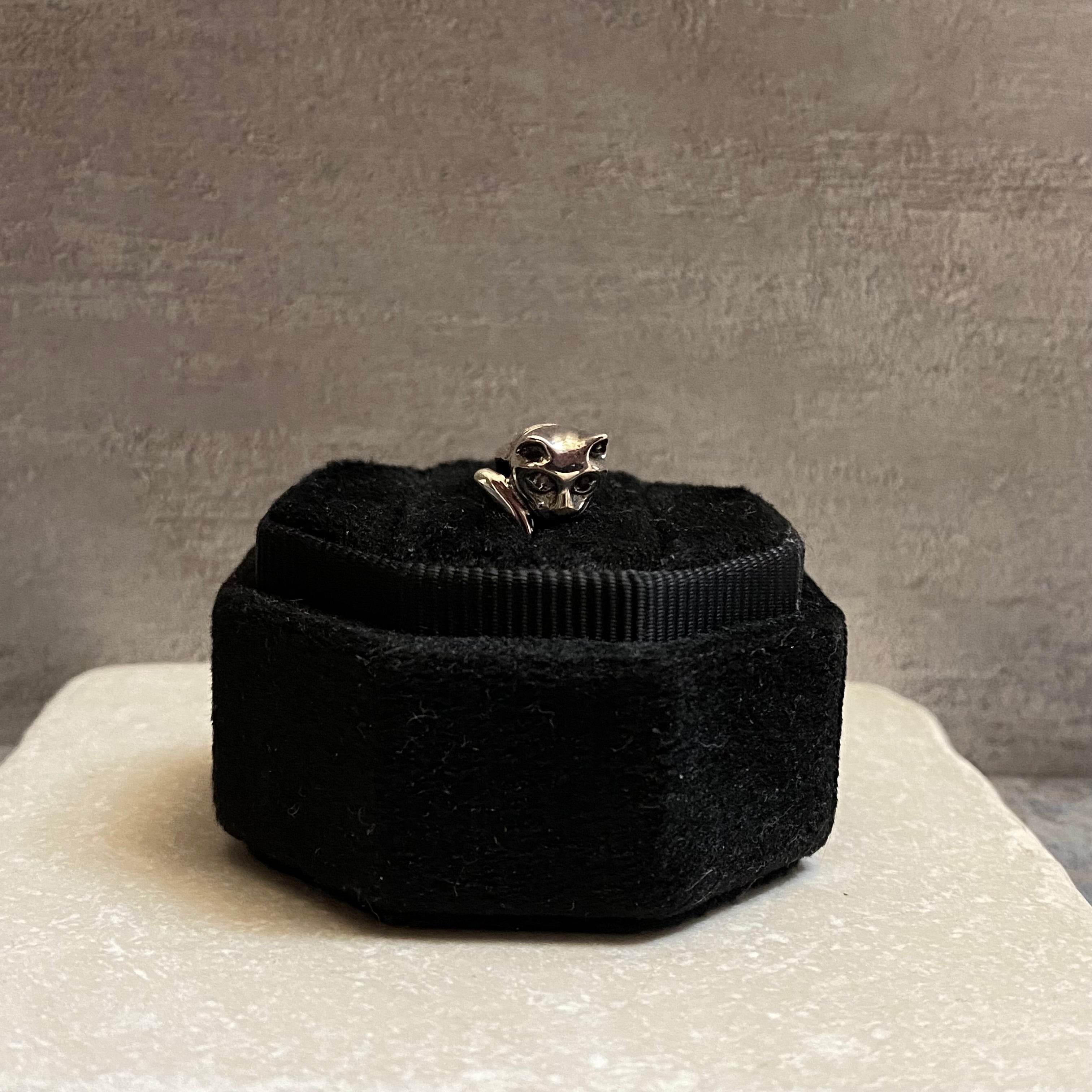 Sterling Silver Intricate Cat Ring