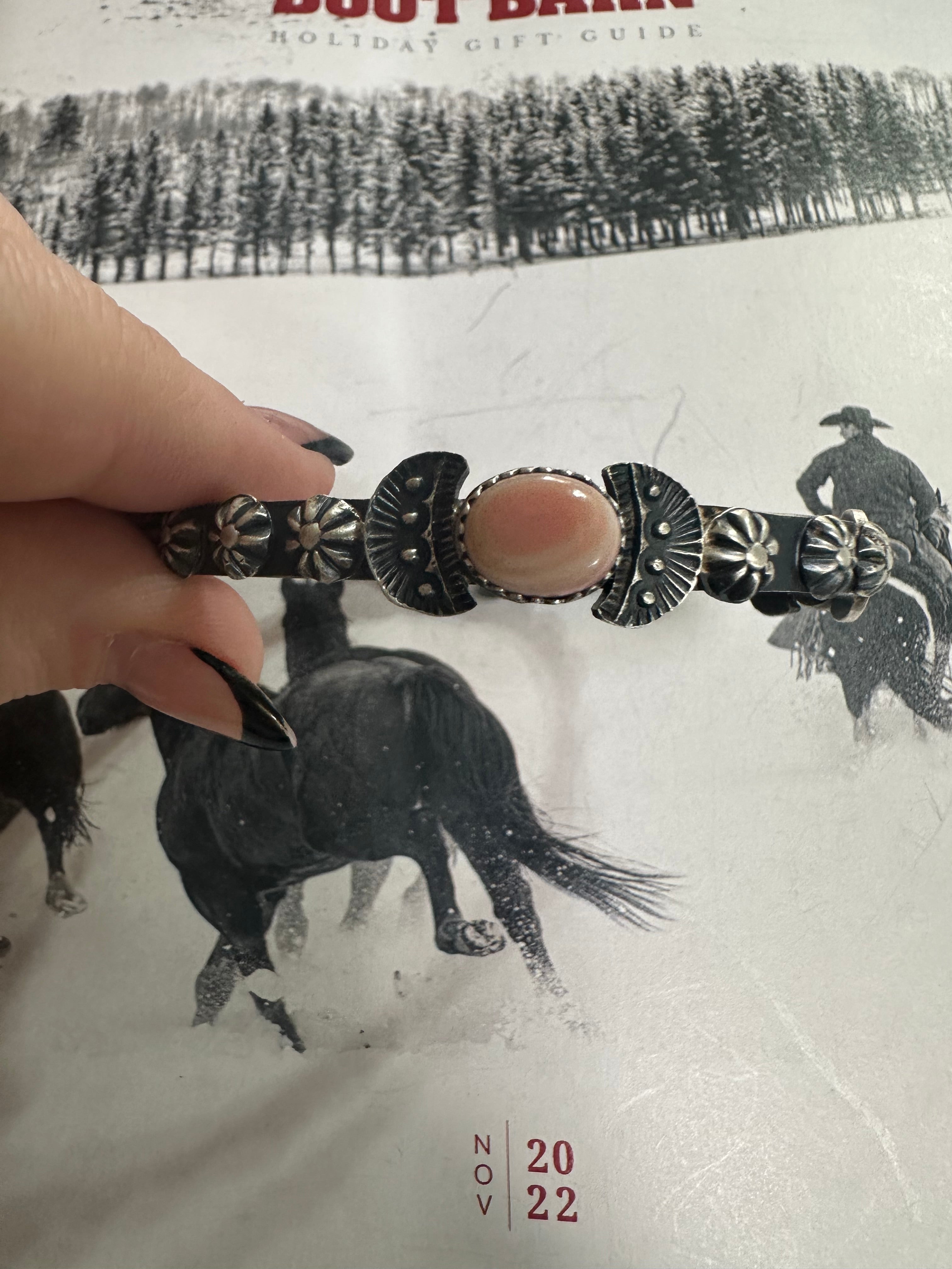 Handcrafted Queen Pink Conch Shell & Sterling Silver Bangle Bracelet Signed Kevin Billah