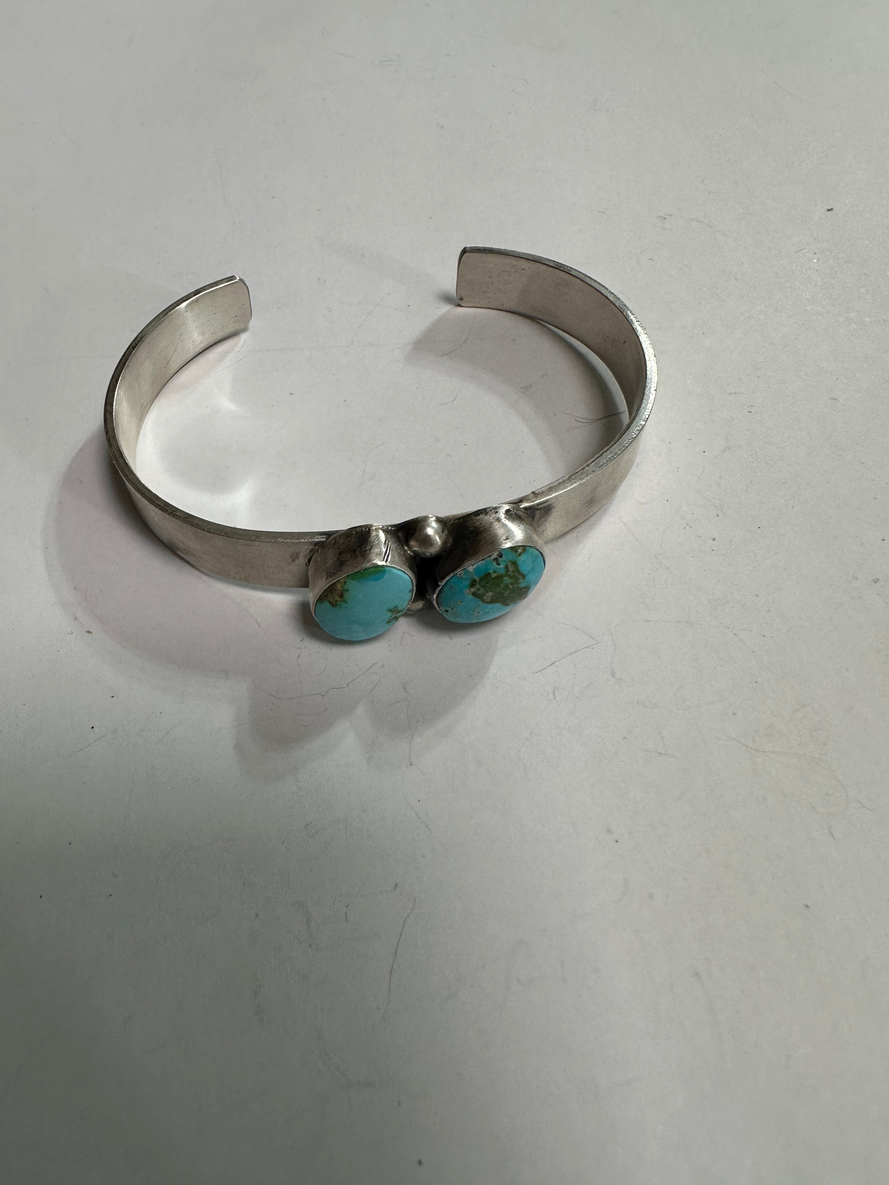 Beautiful Kathleen Livingston Handcrafted Sterling Sonoran Moutain Turquoise Bracelet Cuff Signed /