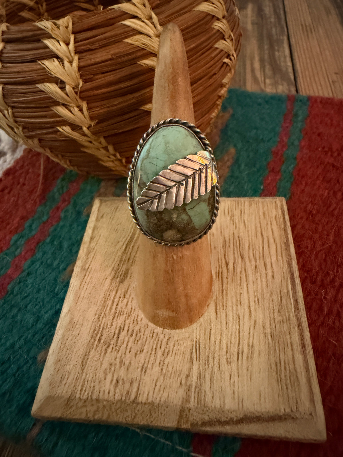 Old Pawn Handcrafted Turquoise & Sterling Silver Leaf Ring Size 5